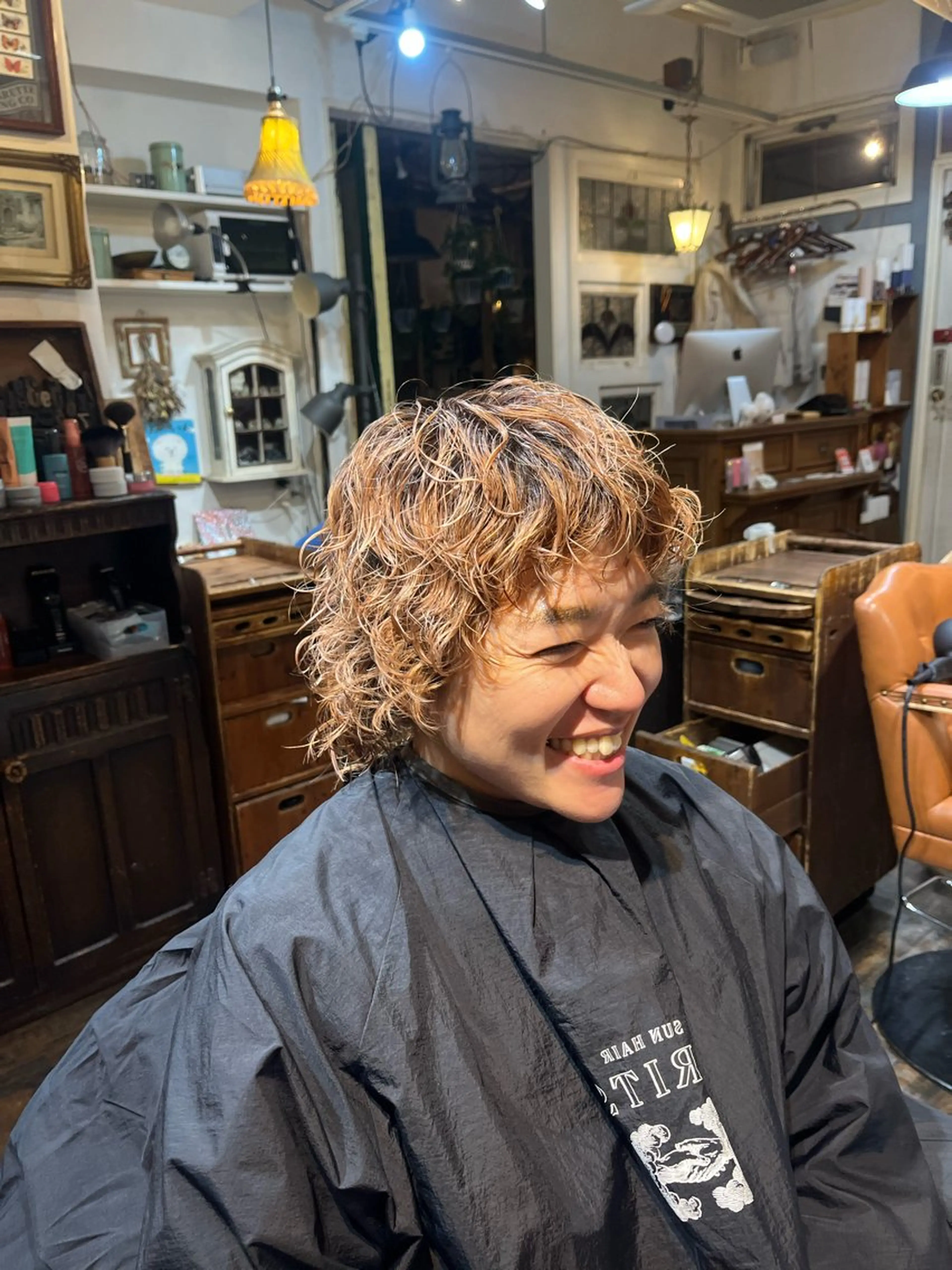 ミディアム パーマ ミディアムパーマ ウルフカット カット パーマ ヘッドスパ 抜け感ショート パーマ/緒方椋のヘアスタイル