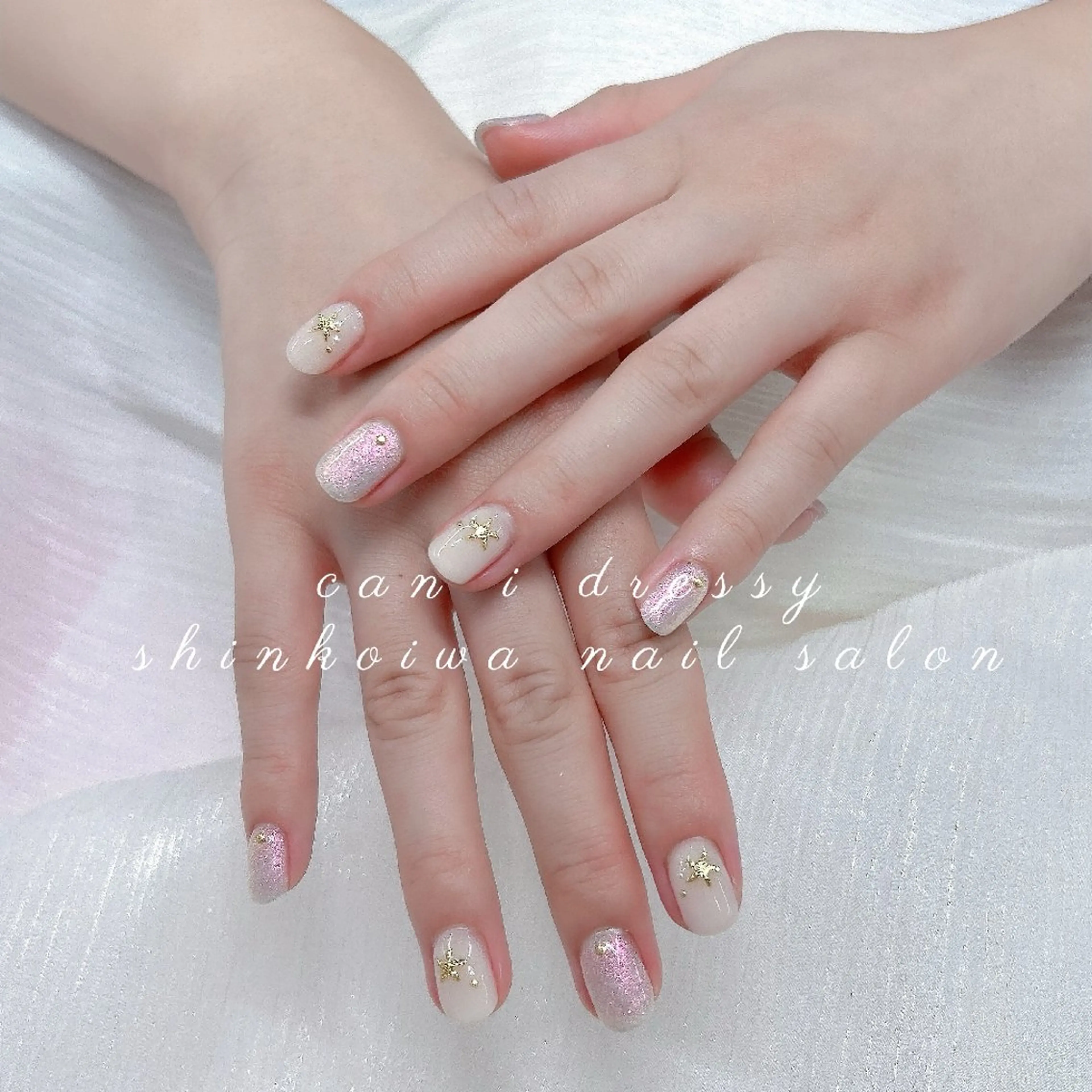 ネイル オーロラネイル ホワイト ハンドネイル キャンアイドレッシー 新小岩のネイルデザイン