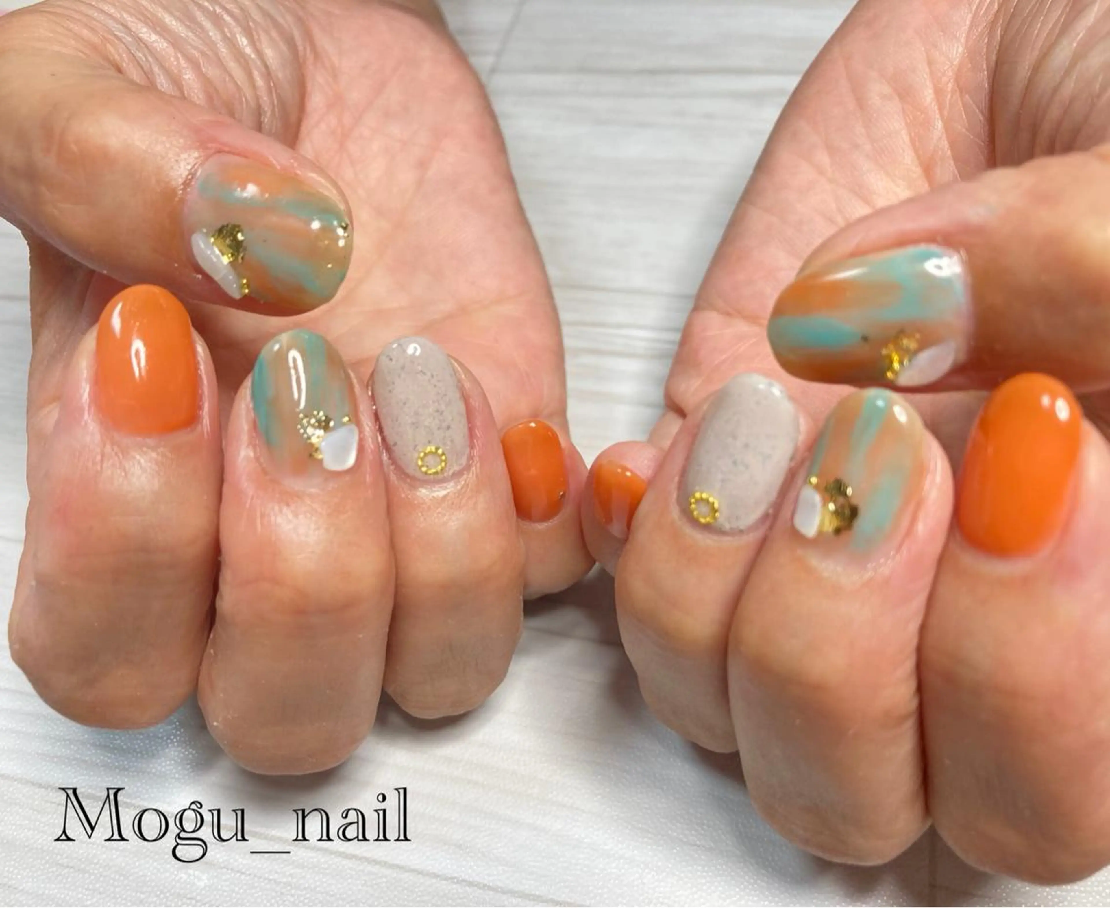 ネイル Mogu_ nailのネイルデザイン