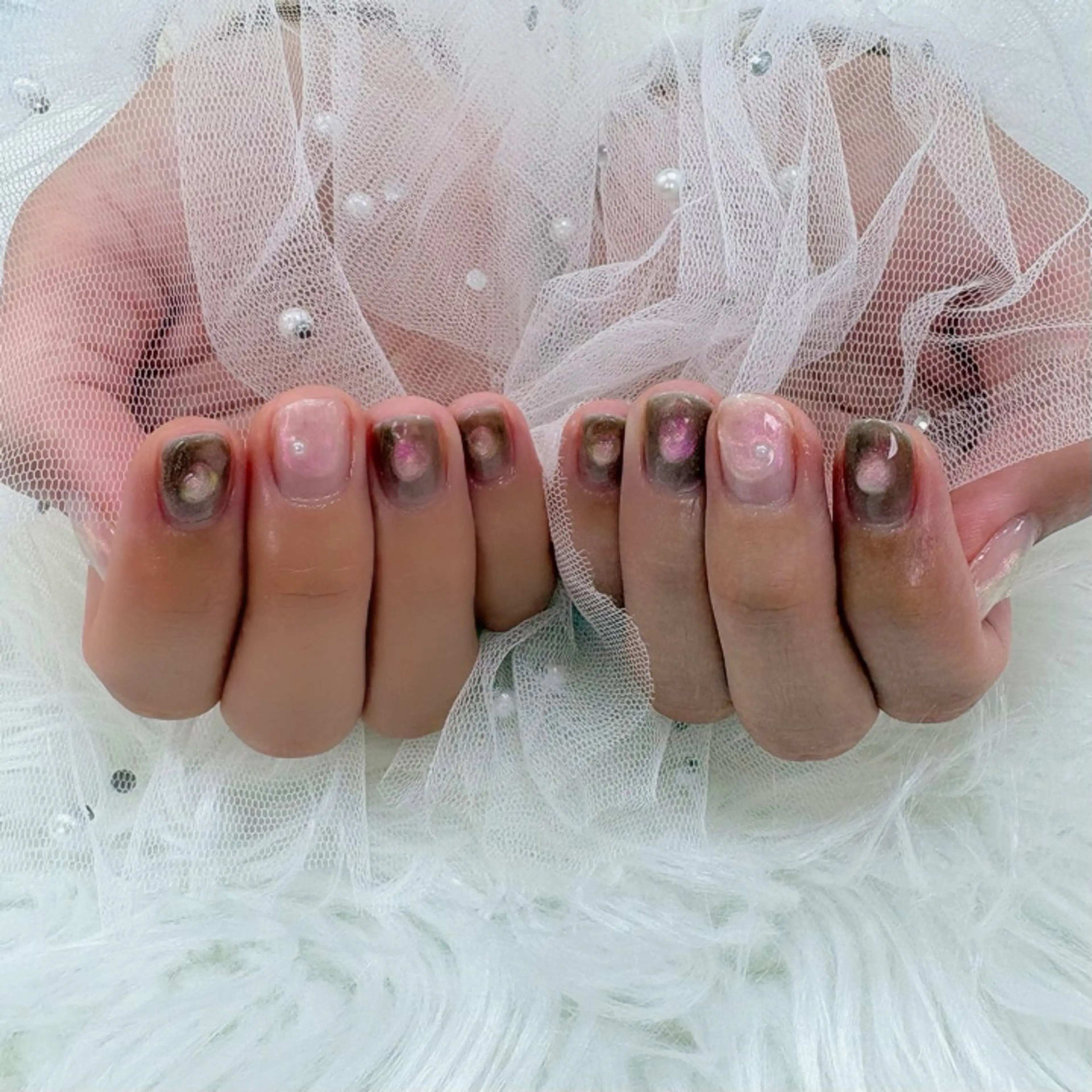 ネイル マグネットネイル ハンドネイル SHINE nail salonのネイルデザイン