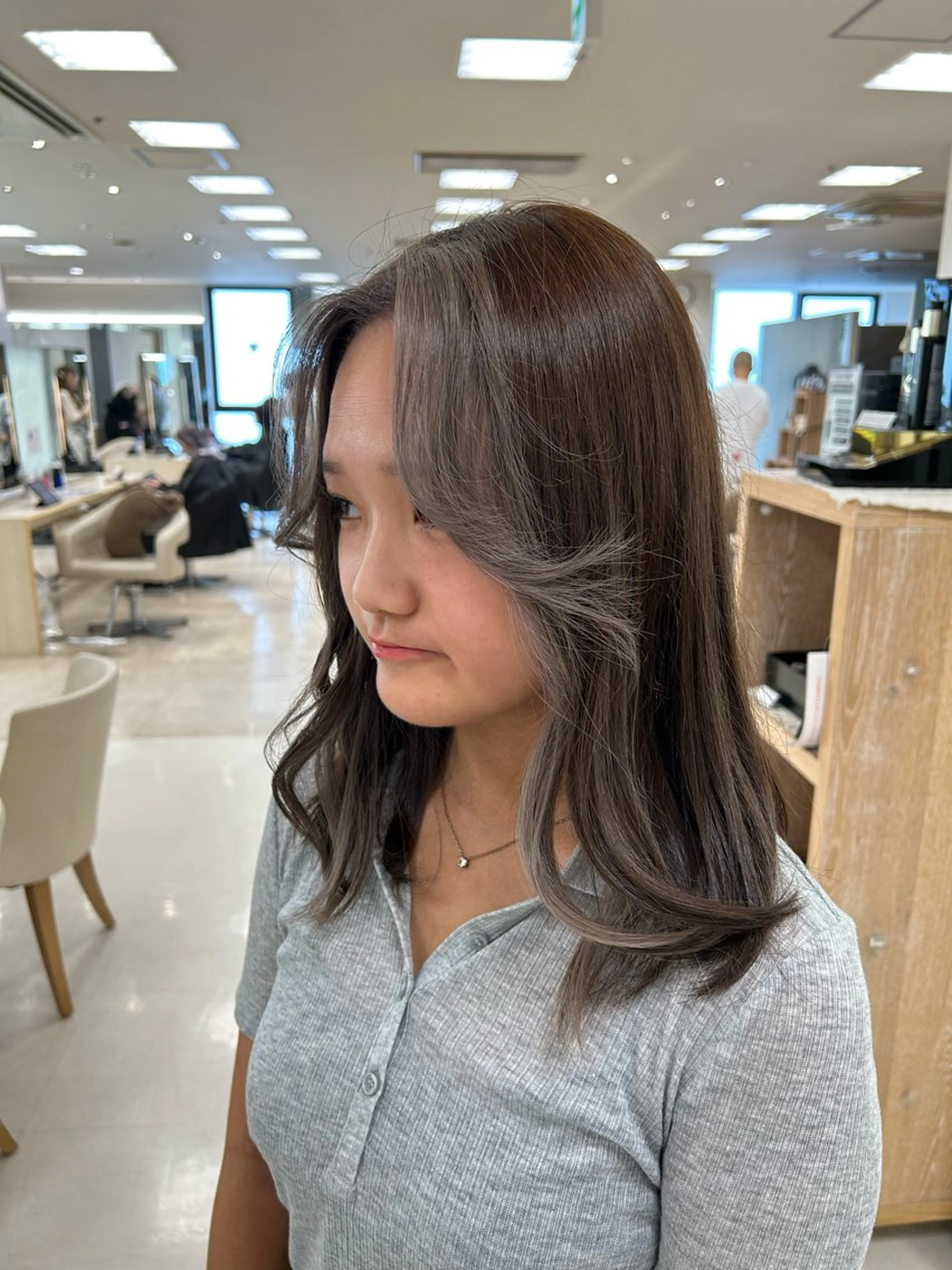 カラー 💜暖色系カラー/ ブリーチカラー💜のヘアスタイル