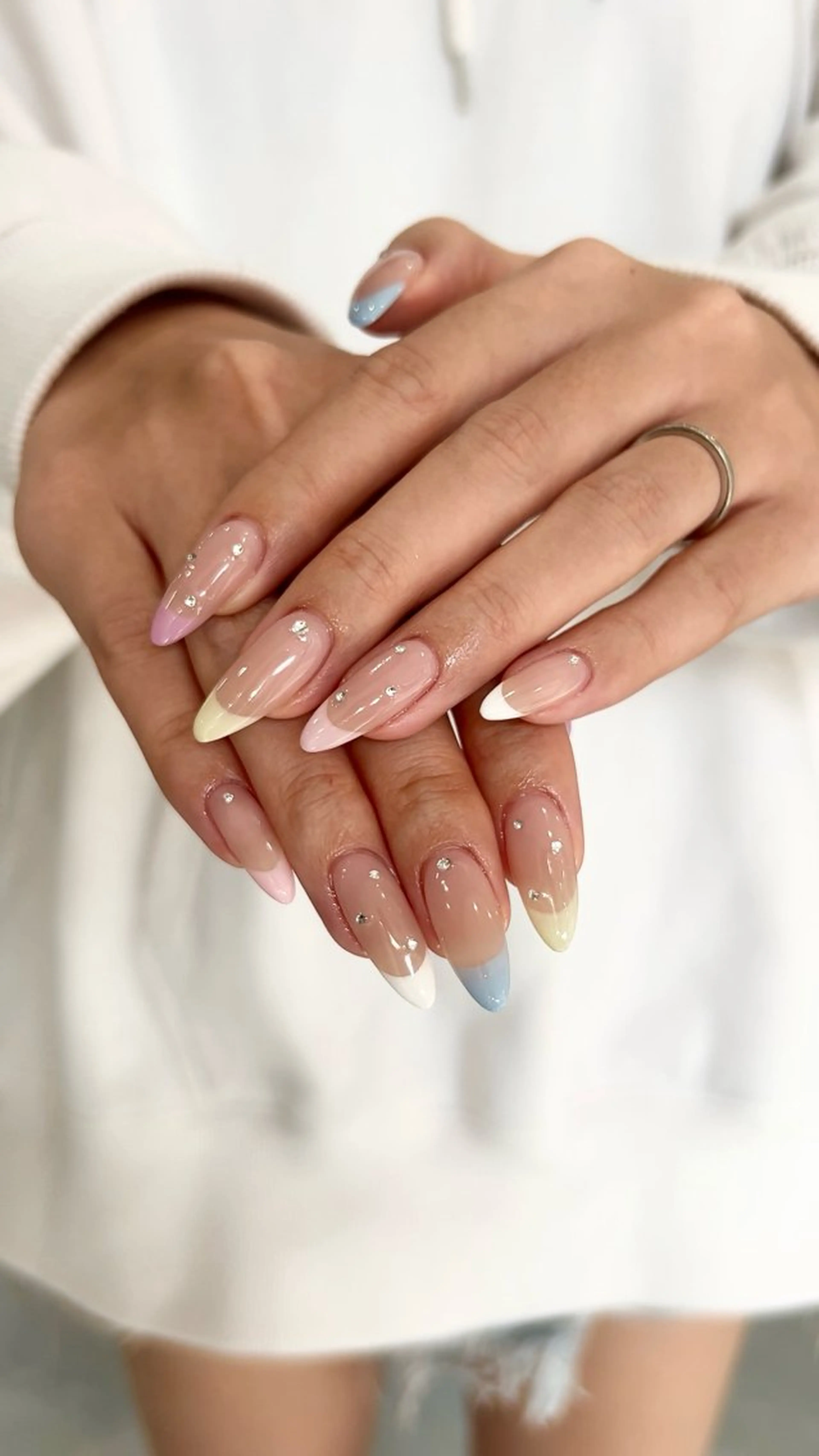 ネイル フレンチネイル パステルネイル ハンドネイル RYO ／Amourのネイルデザイン