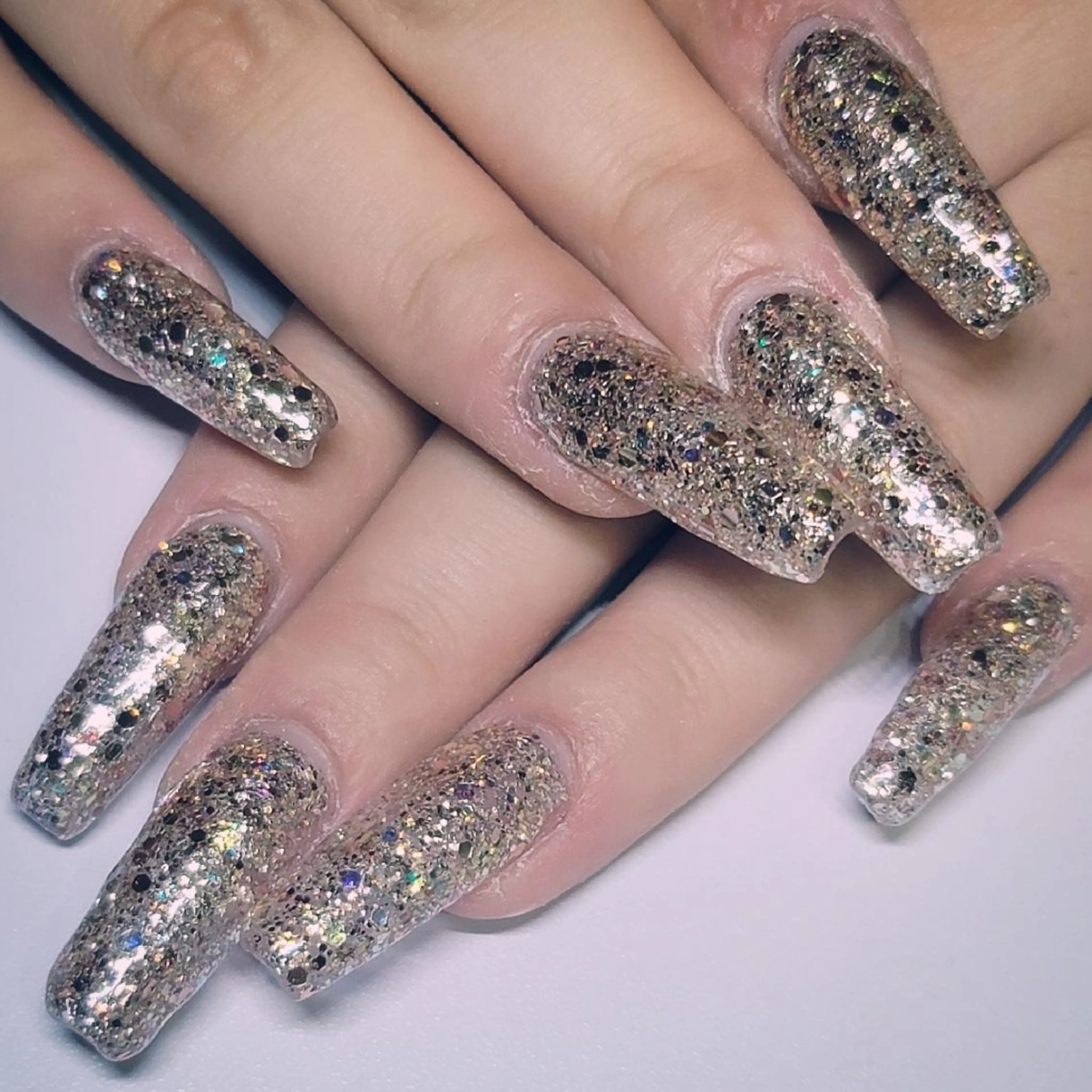 ネイル ゴールド ホログラムネイル ラメ(グリッター) ワンカラーネイル ハンドネイル よしだ ひろきのネイルデザイン