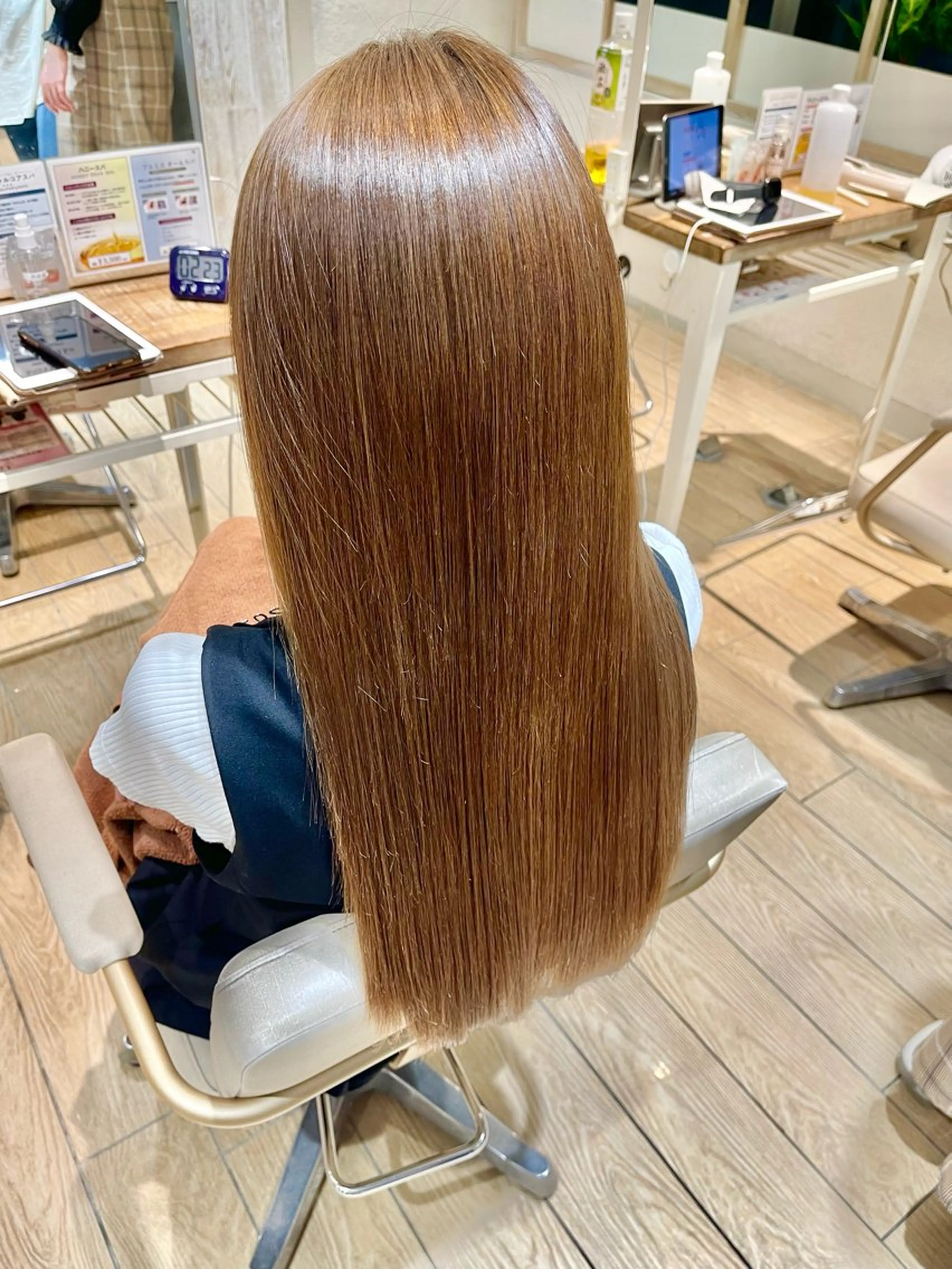 セミロング afloatkobe所属・美髪/髪質改善 川口凌弥のヘアスタイル