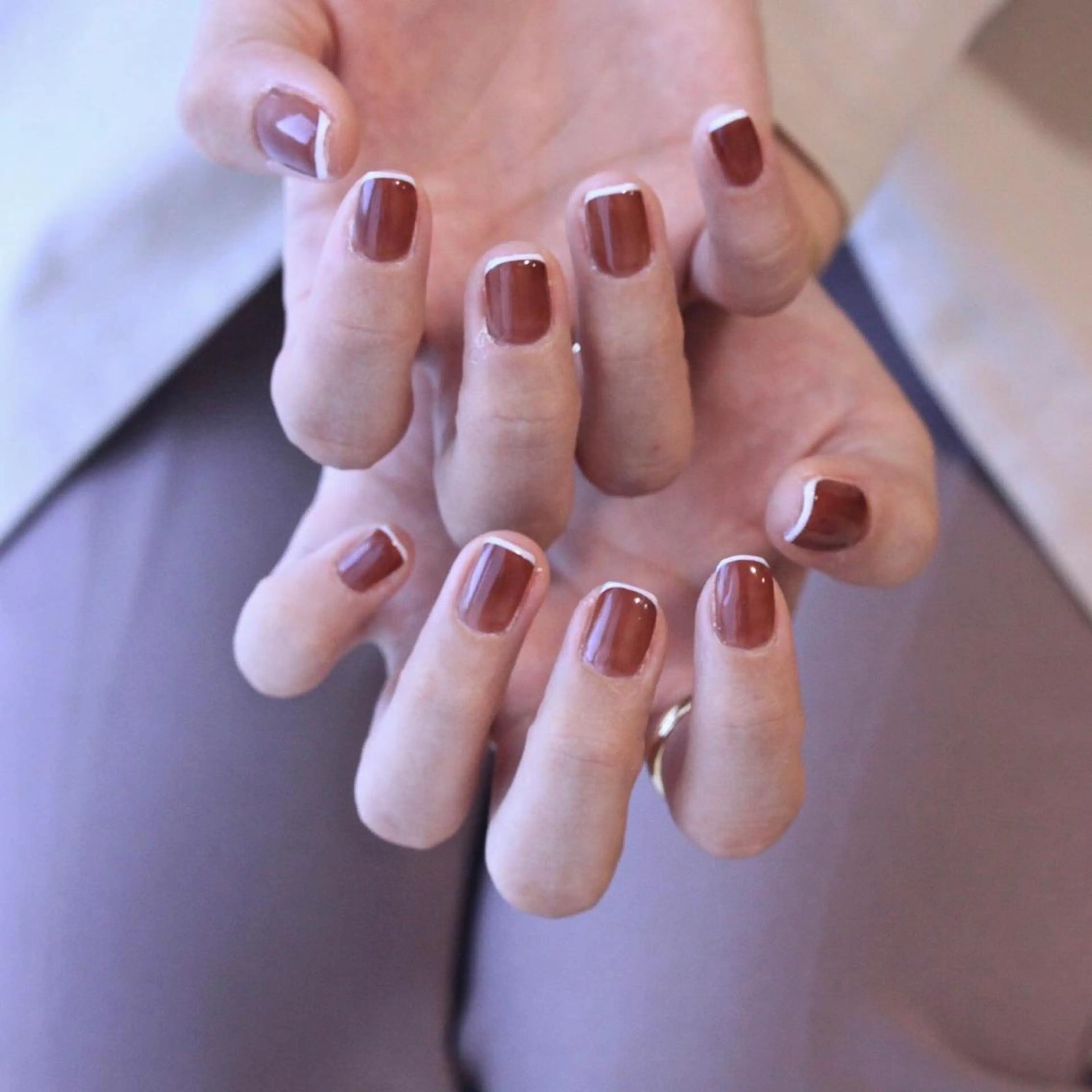 ネイル 赤色 ハンドネイル Elio所属・Elio 国泰寺のネイルデザイン