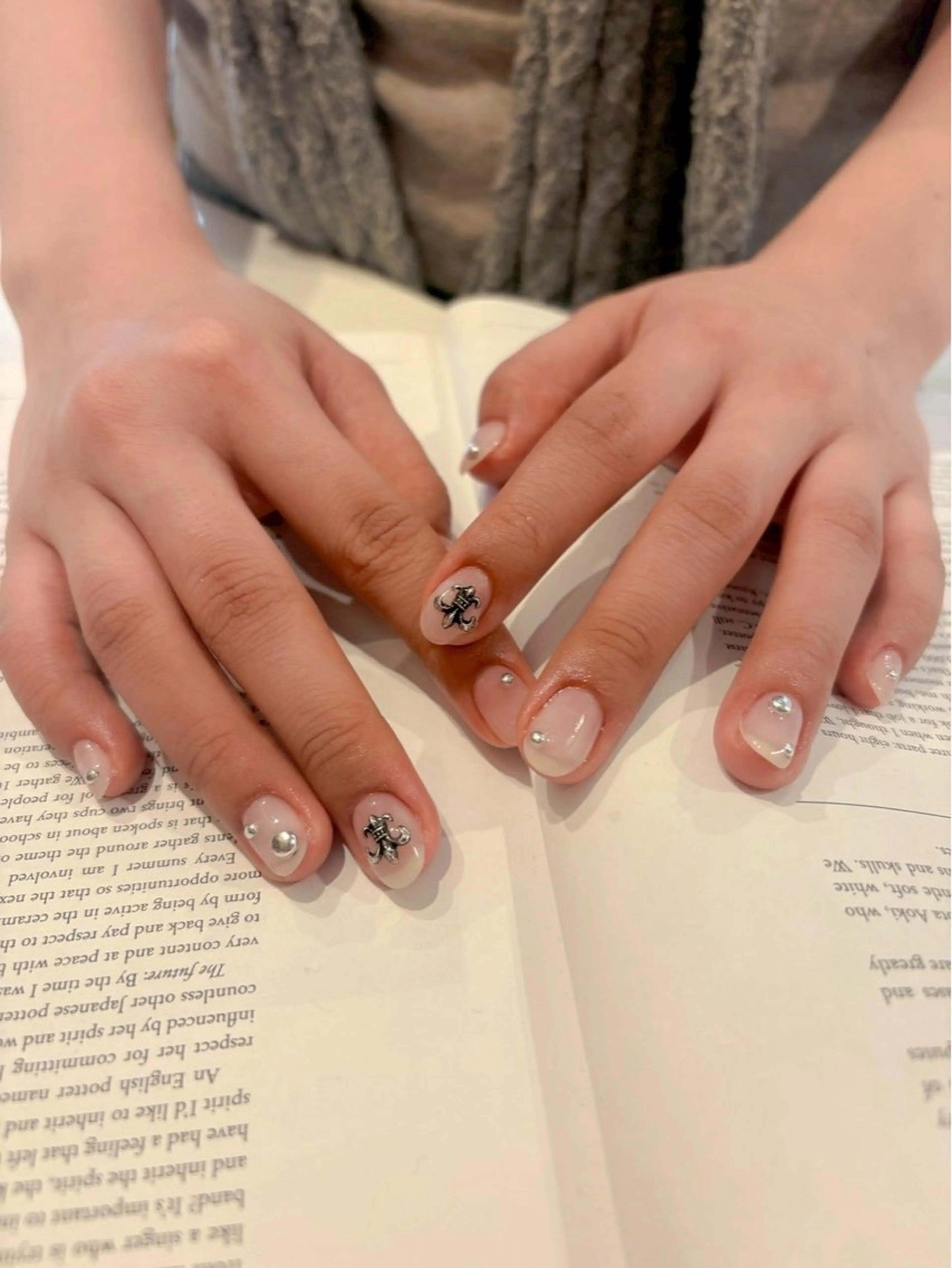 ネイル ハンドネイル Kazuha .のネイルデザイン