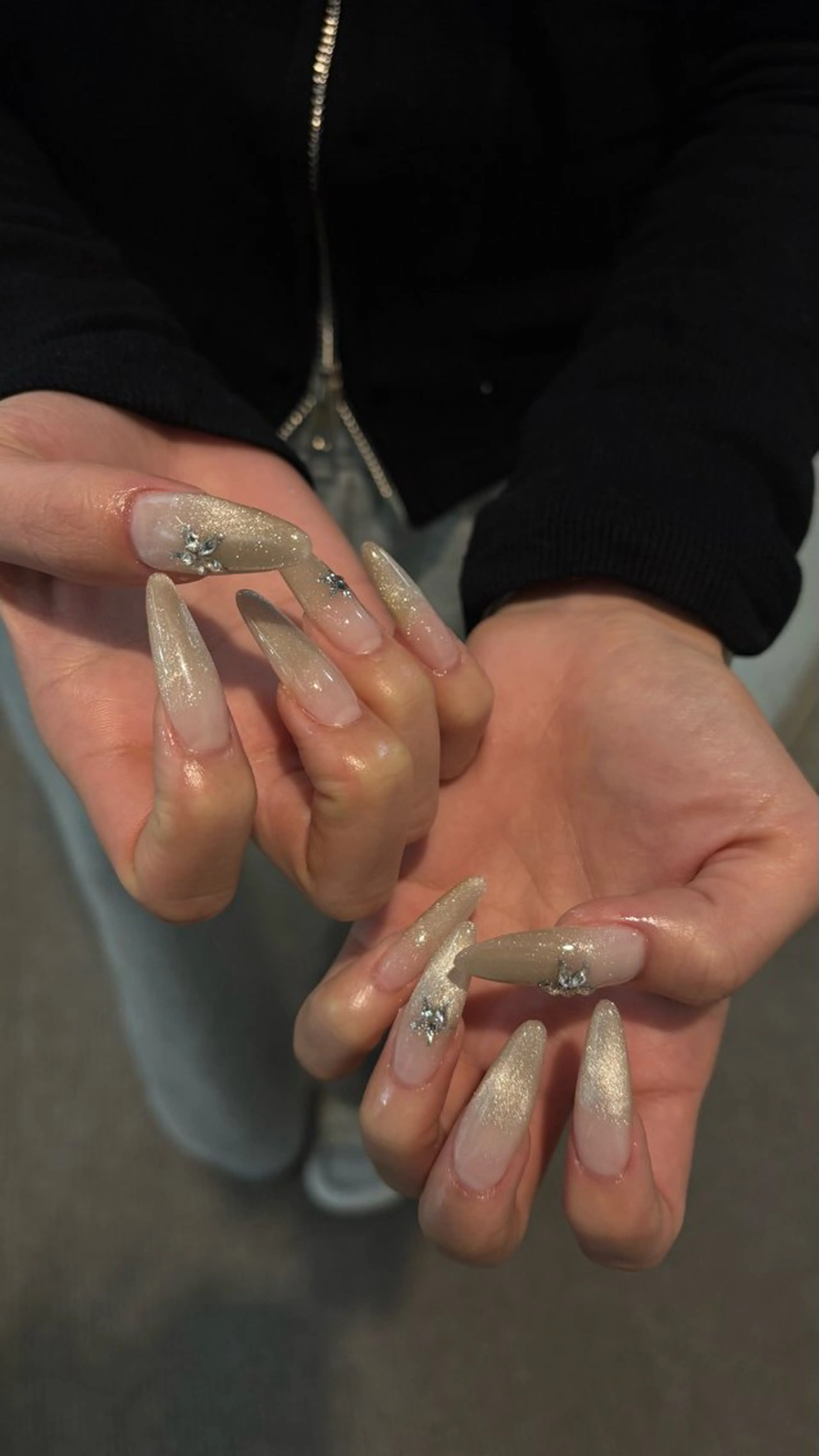 ネイル ハンドネイル Fam-er博多店所属・ヒラユ マリアのネイルデザイン