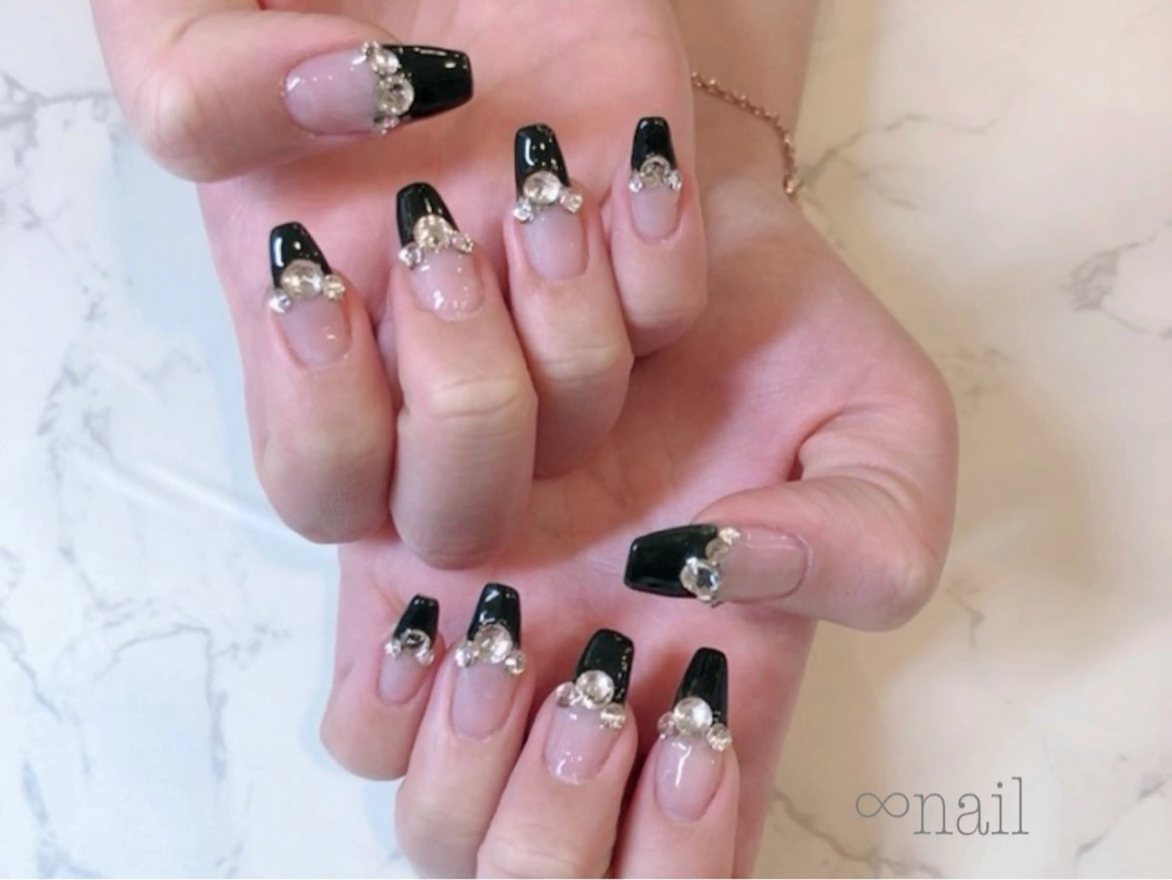 ネイル ♾nail 恵美のマツエク・マツパデザイン
