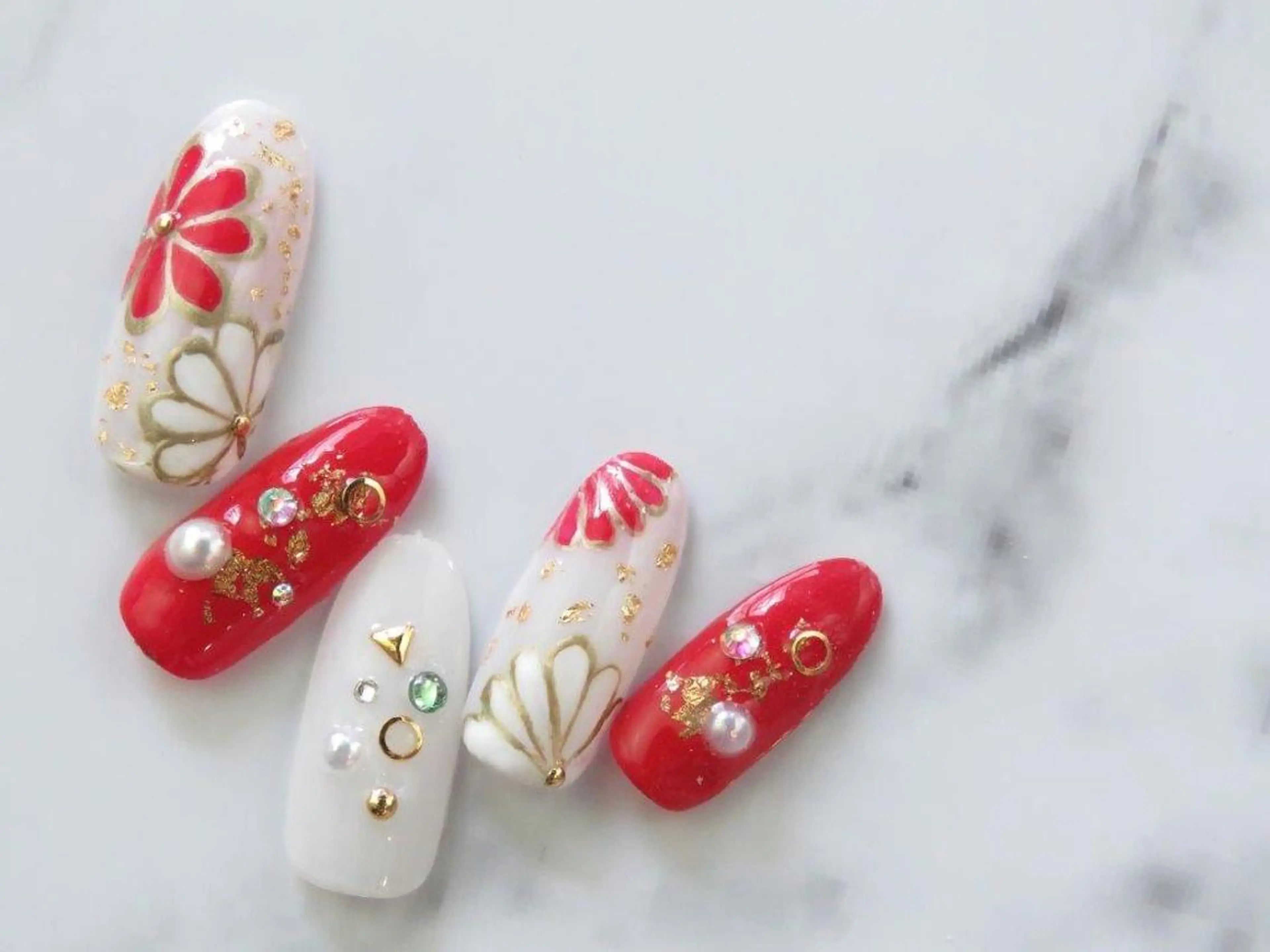 ネイル 成人式 リオッサ  オブ ラグーン神戸店のエステ・リラクイメージ