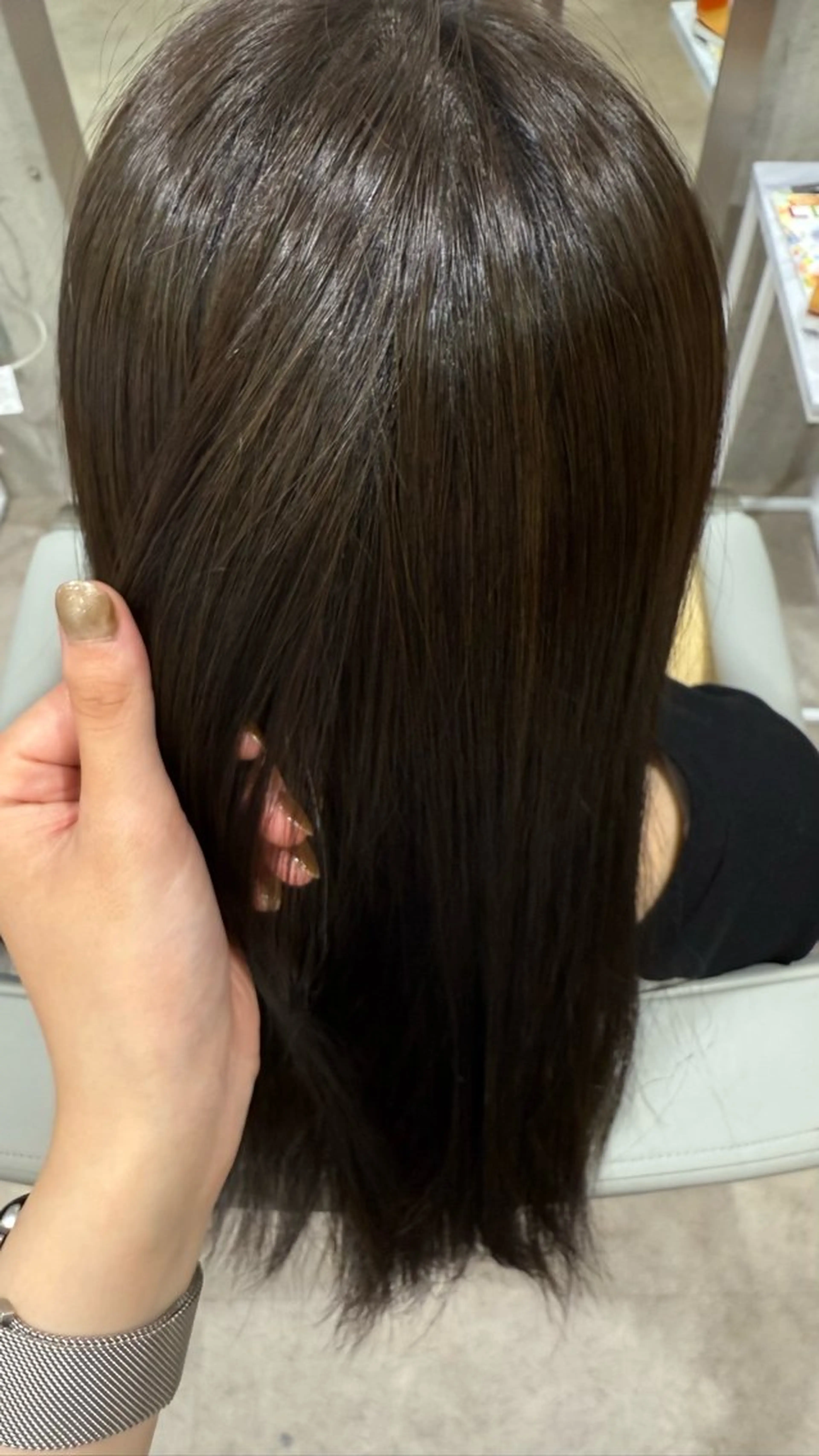 ロング ヘアカラー トリートメント RUKA🩰透明感 寒色カラー/レイヤーのヘアスタイル