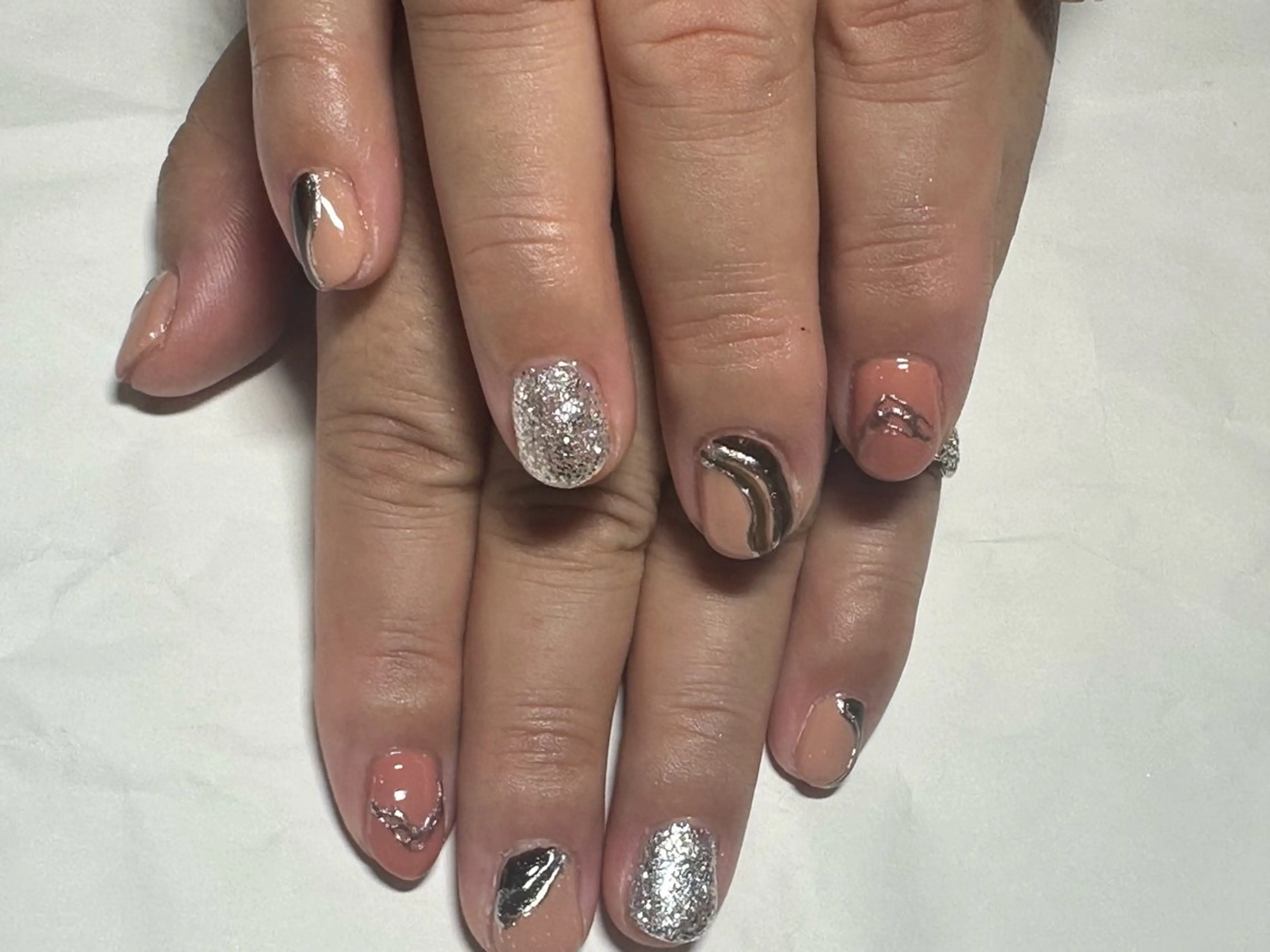 ネイル e.nail所属・🍎吉田 恵里🍎のネイルデザイン