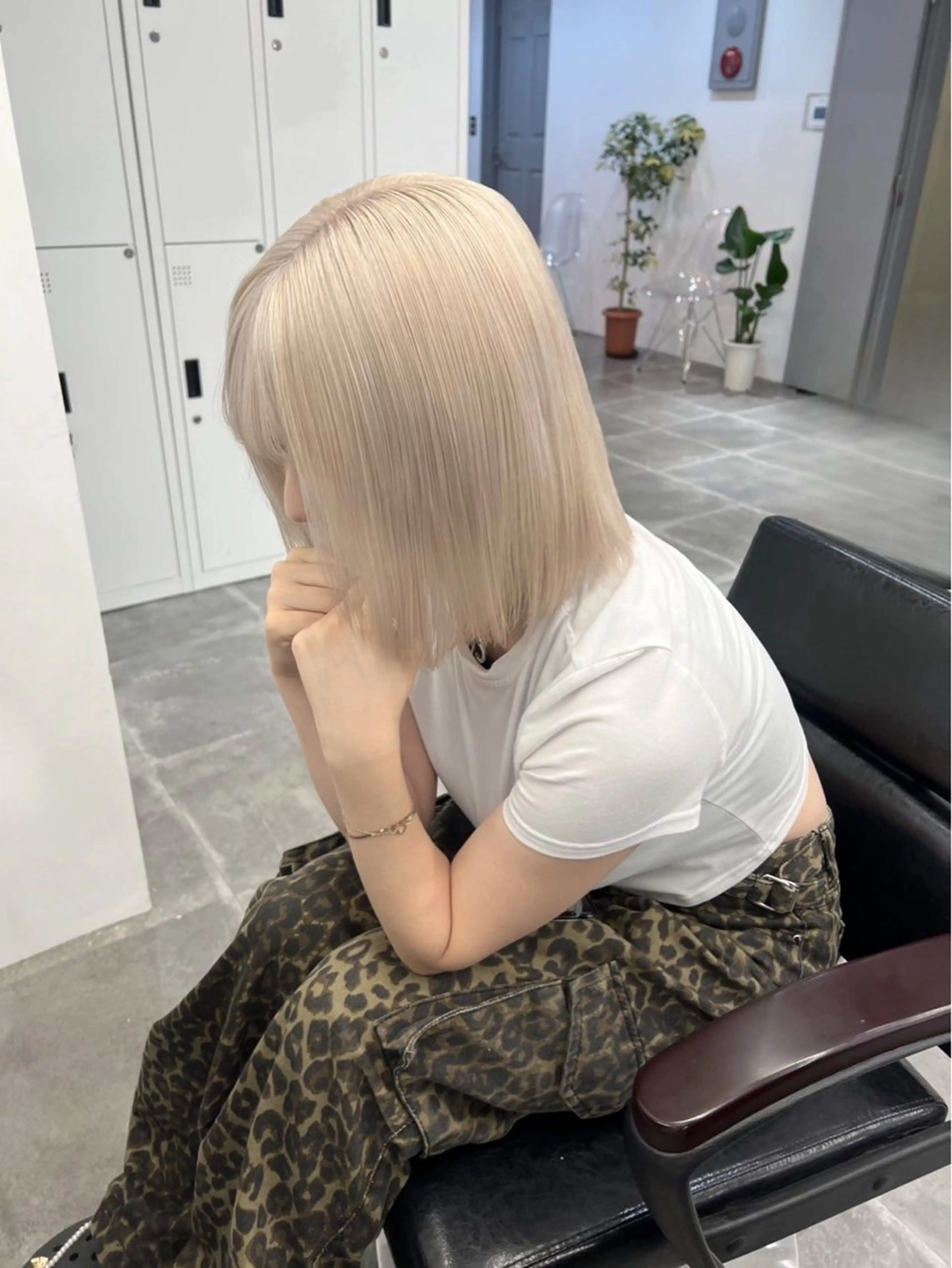 カラー 🐬透明感カラー/ ハイトーン/ユウ🐬のヘアスタイル