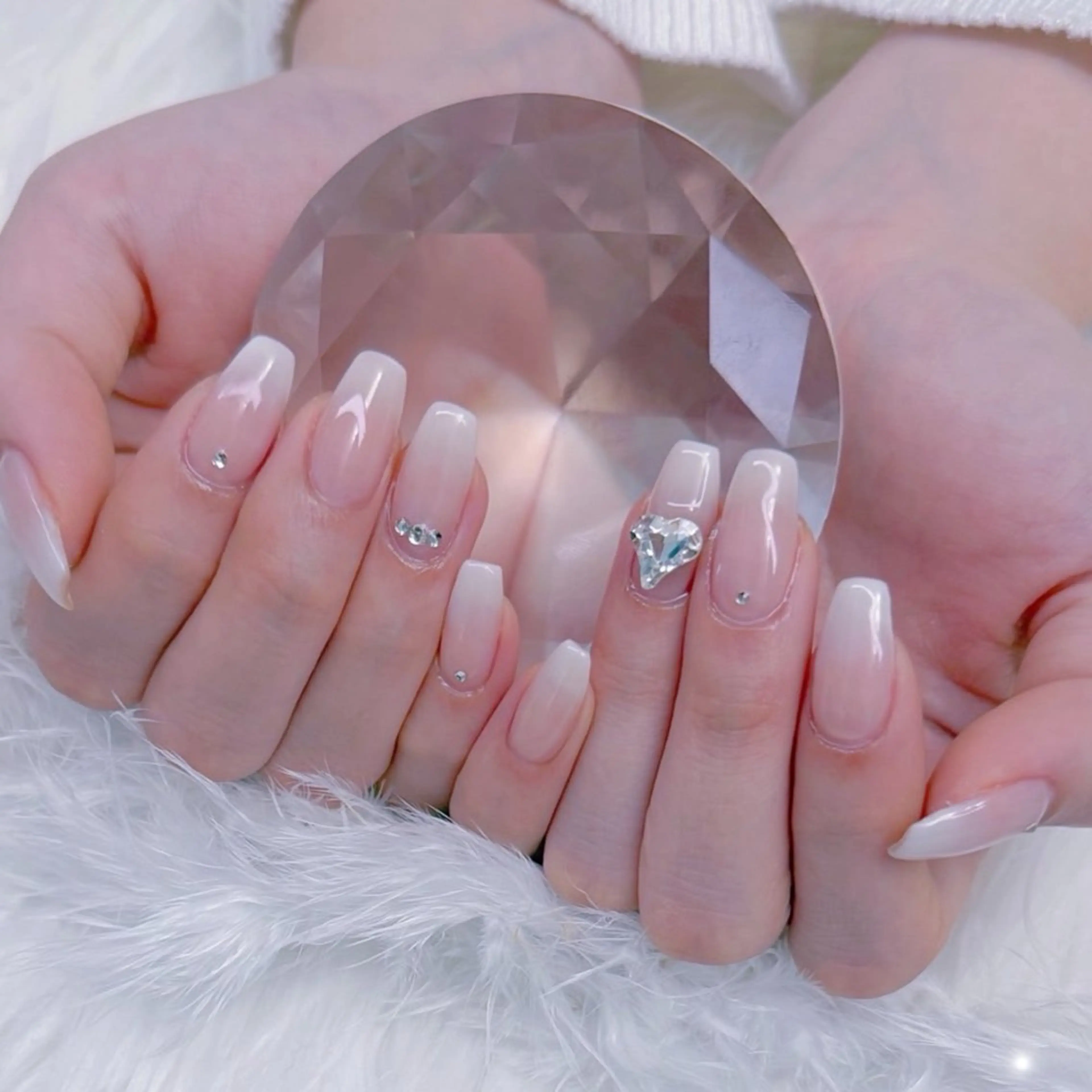 ネイル ハンドネイル Romymoon nail帆南☾ ໋のネイルデザイン