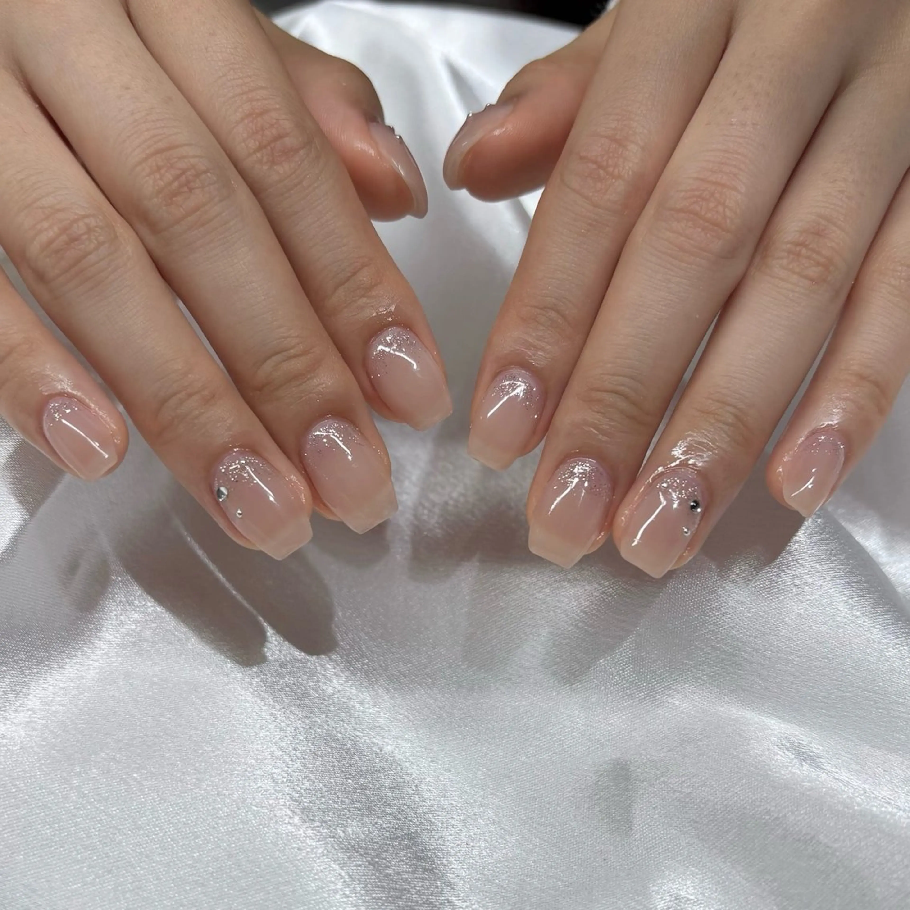 ネイル ハンドネイル private salon magique所属・Rina🫧 大阪/福島のネイルデザイン