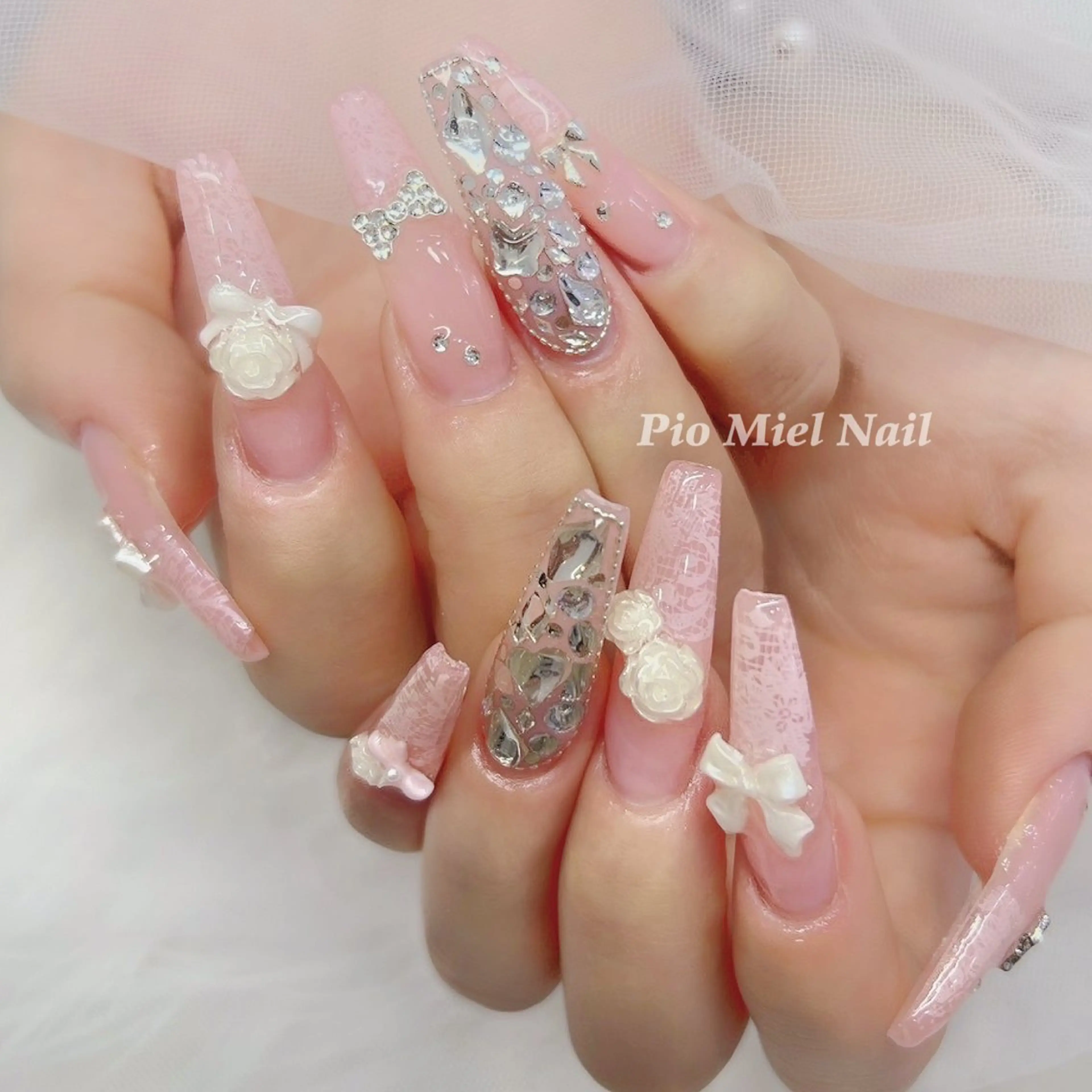 ネイル フレンチネイル 韓国ネイル マグネットネイル ニュアンスネイル ワンカラーネイル ハンドネイル Pio Mielのネイルデザイン