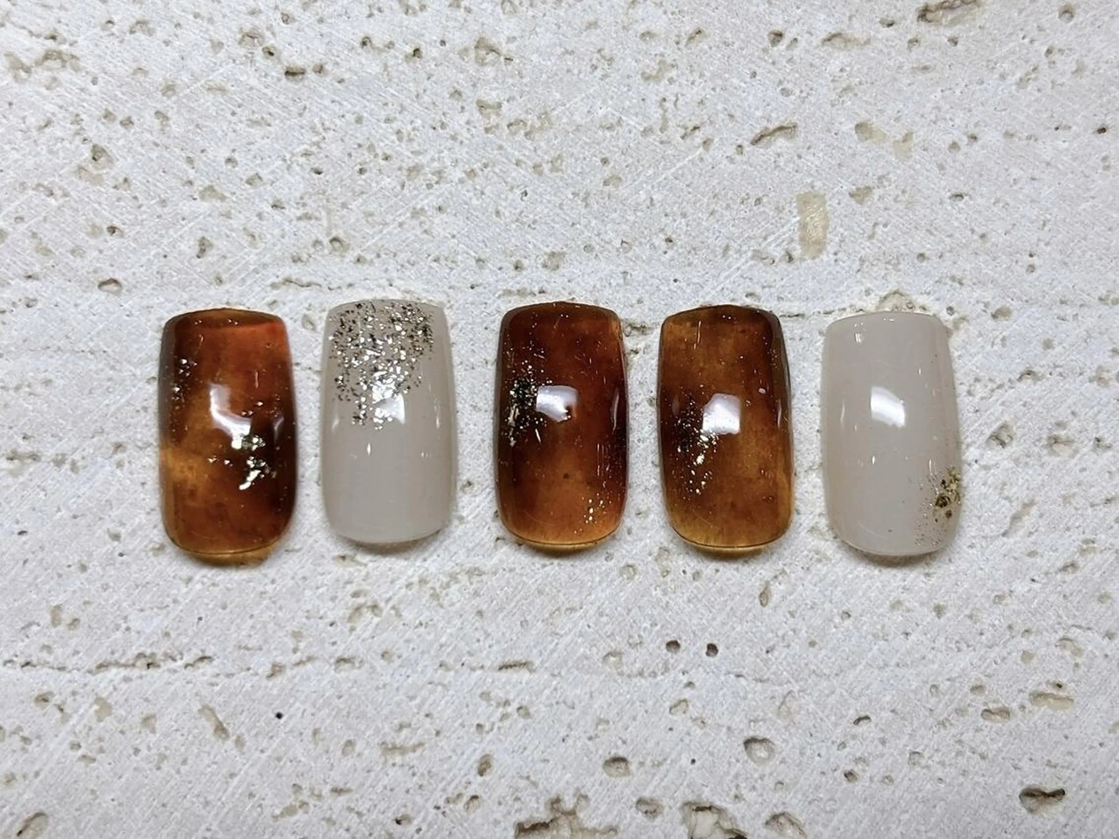ネイル べっ甲ネイル ハンドネイル パラジェル認定サロン N°nail 立川のネイルデザイン