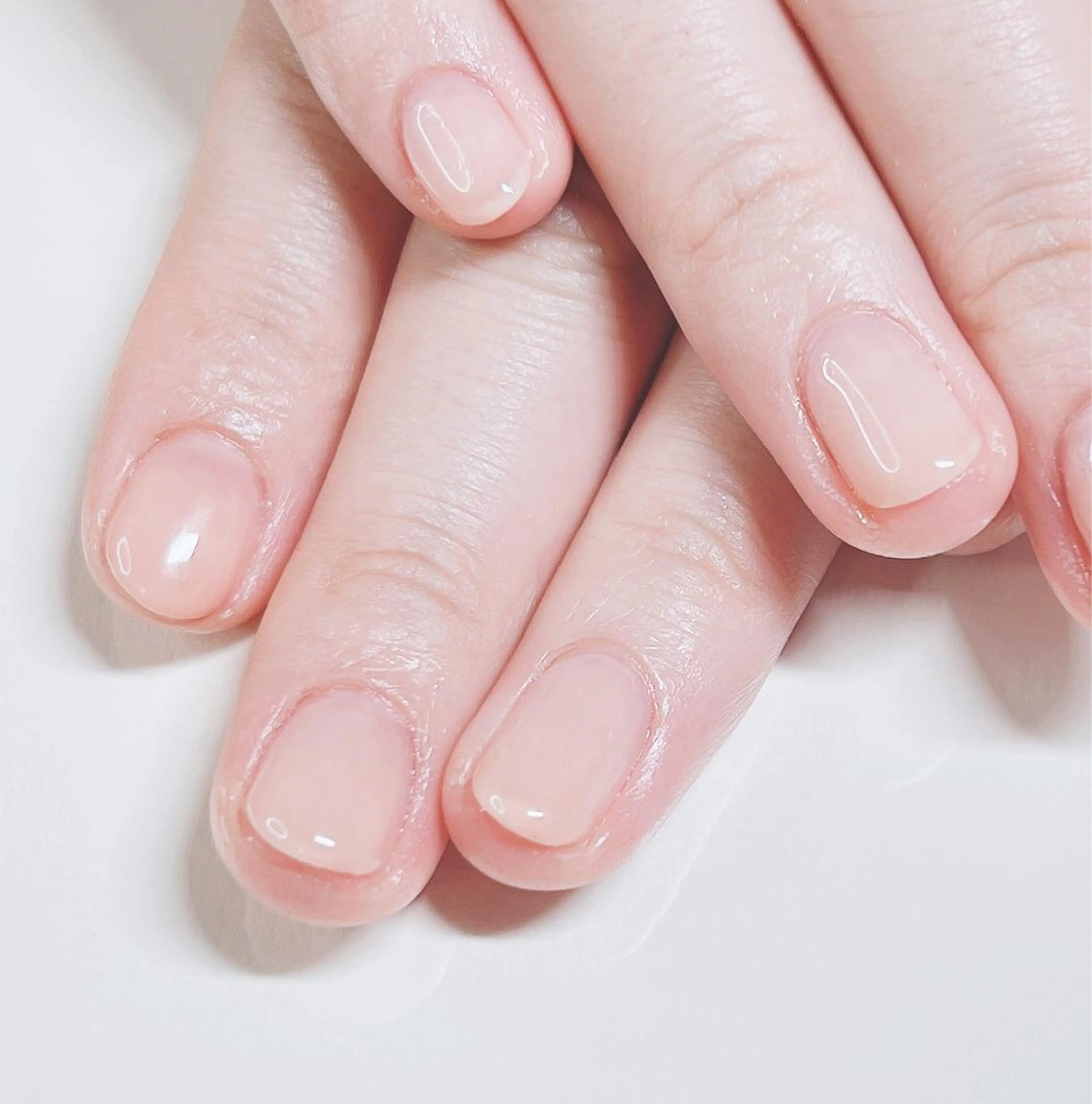 カラー 《 Nai-chan AKANE 》のネイルデザイン