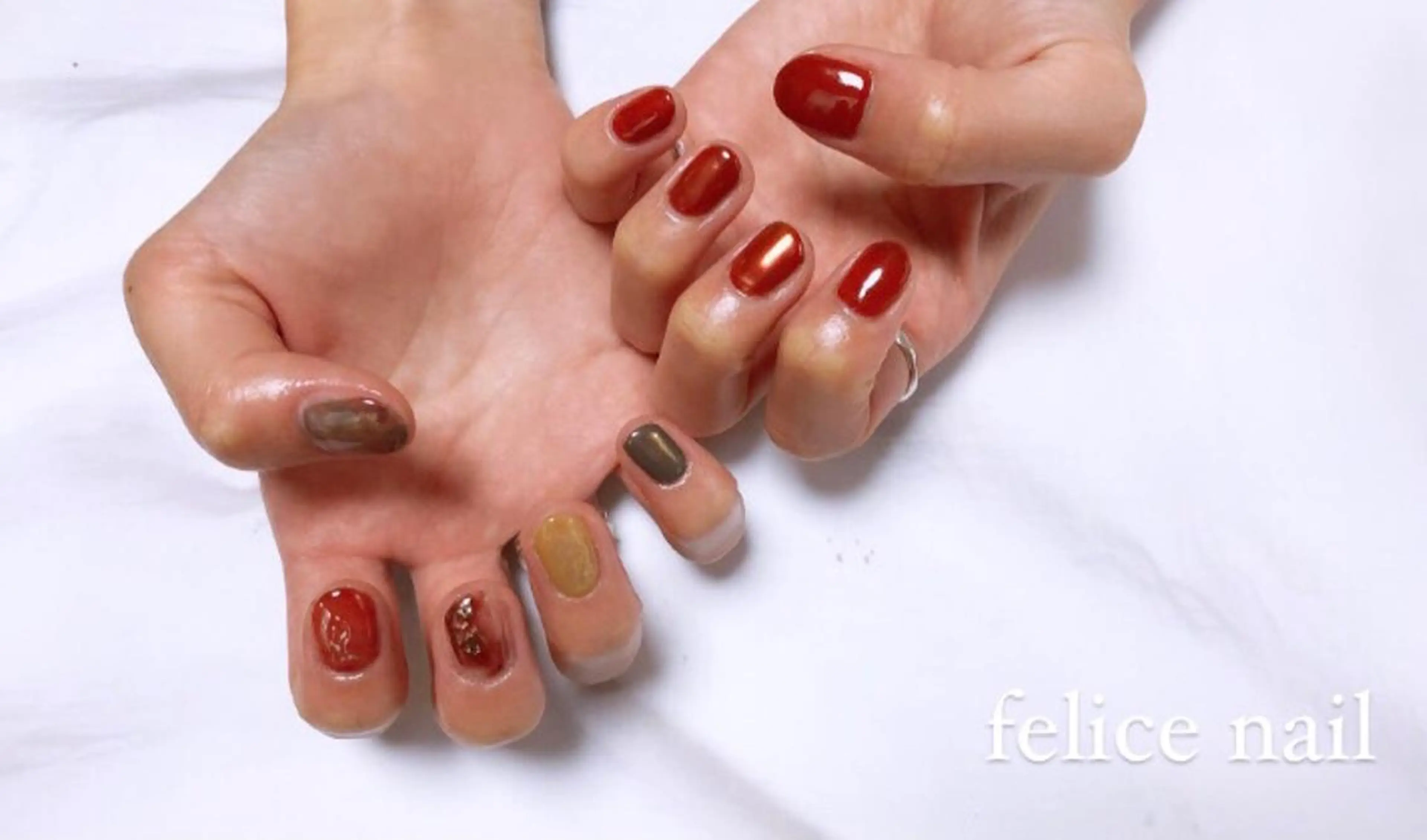 ネイル アートネイル ゴールド 持ち込み ニュアンスネイル felice nailのネイルデザイン