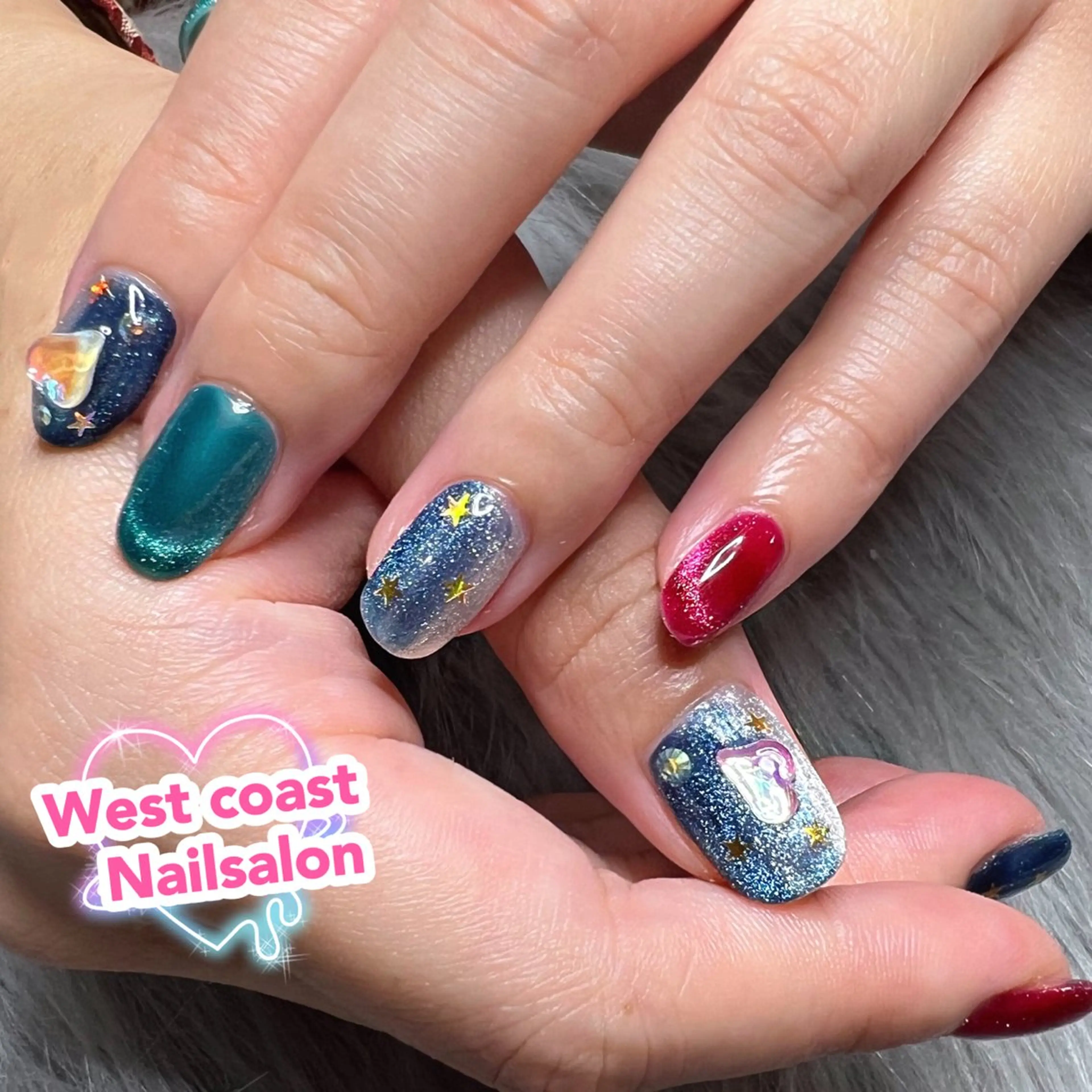 ネイル リボン、ガーリー パーツ放題専門店のネイルデザイン