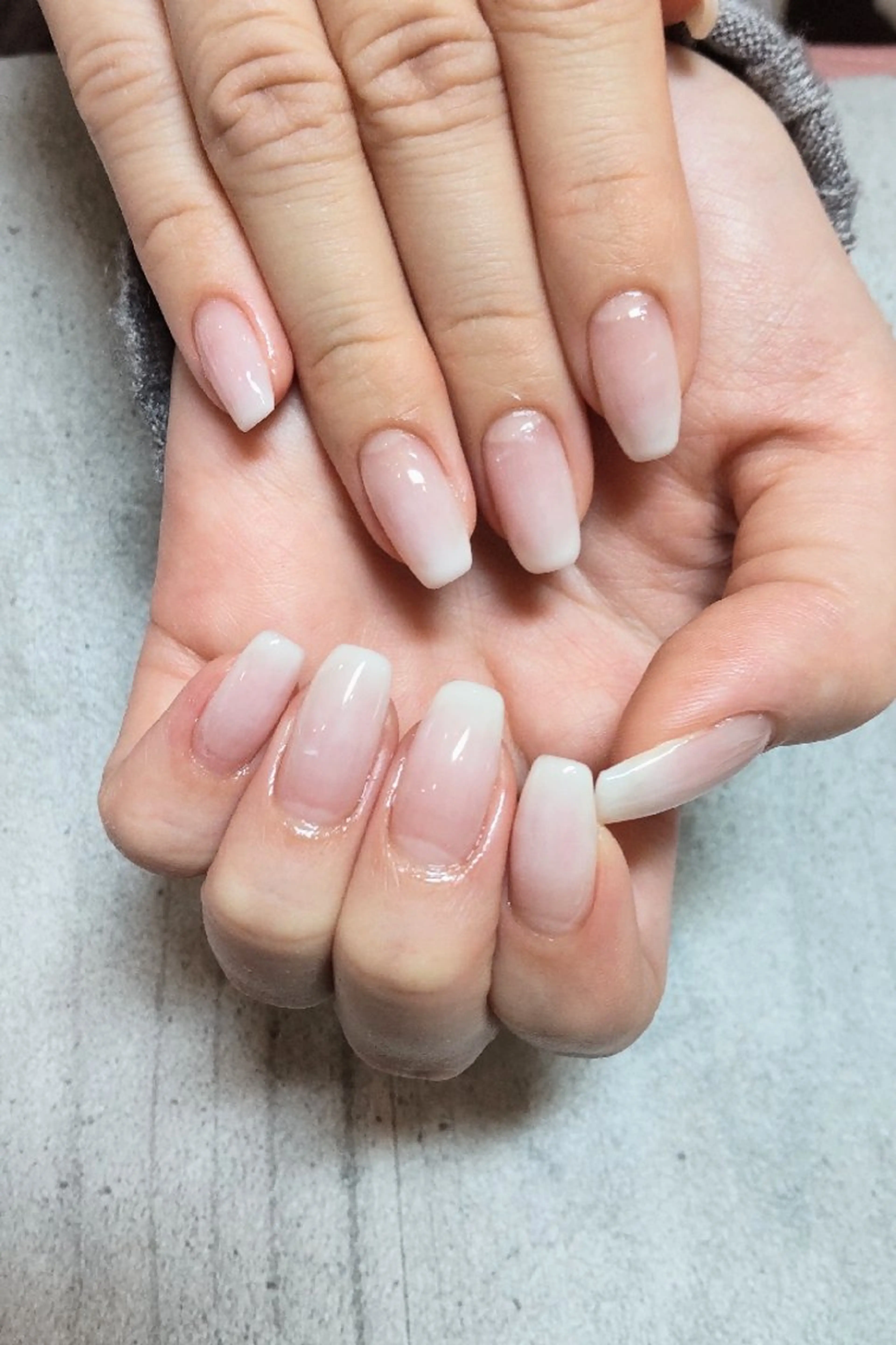 ネイル グラデーション ハンドネイル CHOUETTE所属・CHOUETTE MIOのネイルデザイン