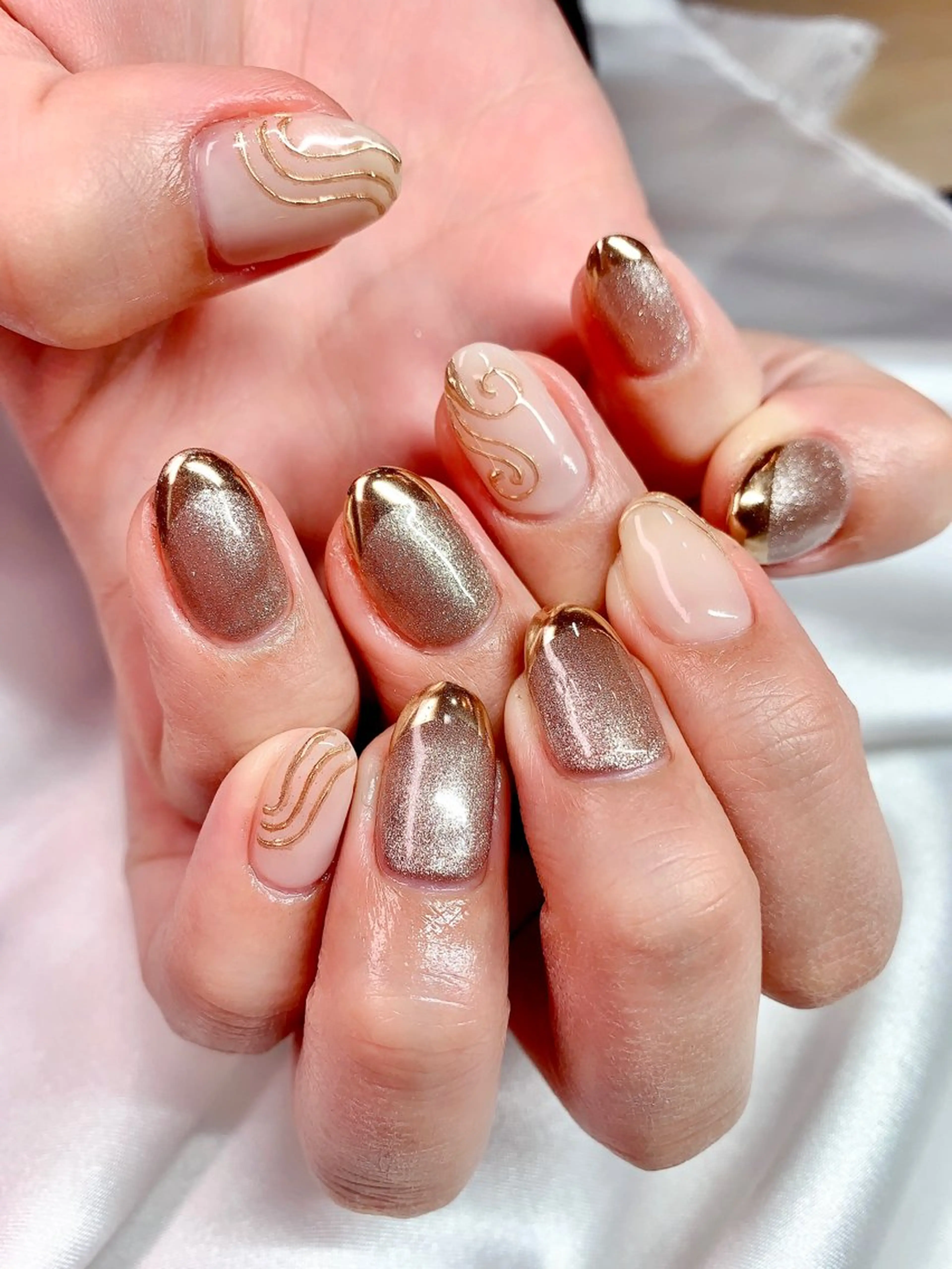 ネイル アートネイル キラキラネイル ミラーネイル 持ち込み ニュアンスネイル シェアサロンLei.g(レイジー)所属・3Dアートネイル💗 都築レナのネイルデザイン