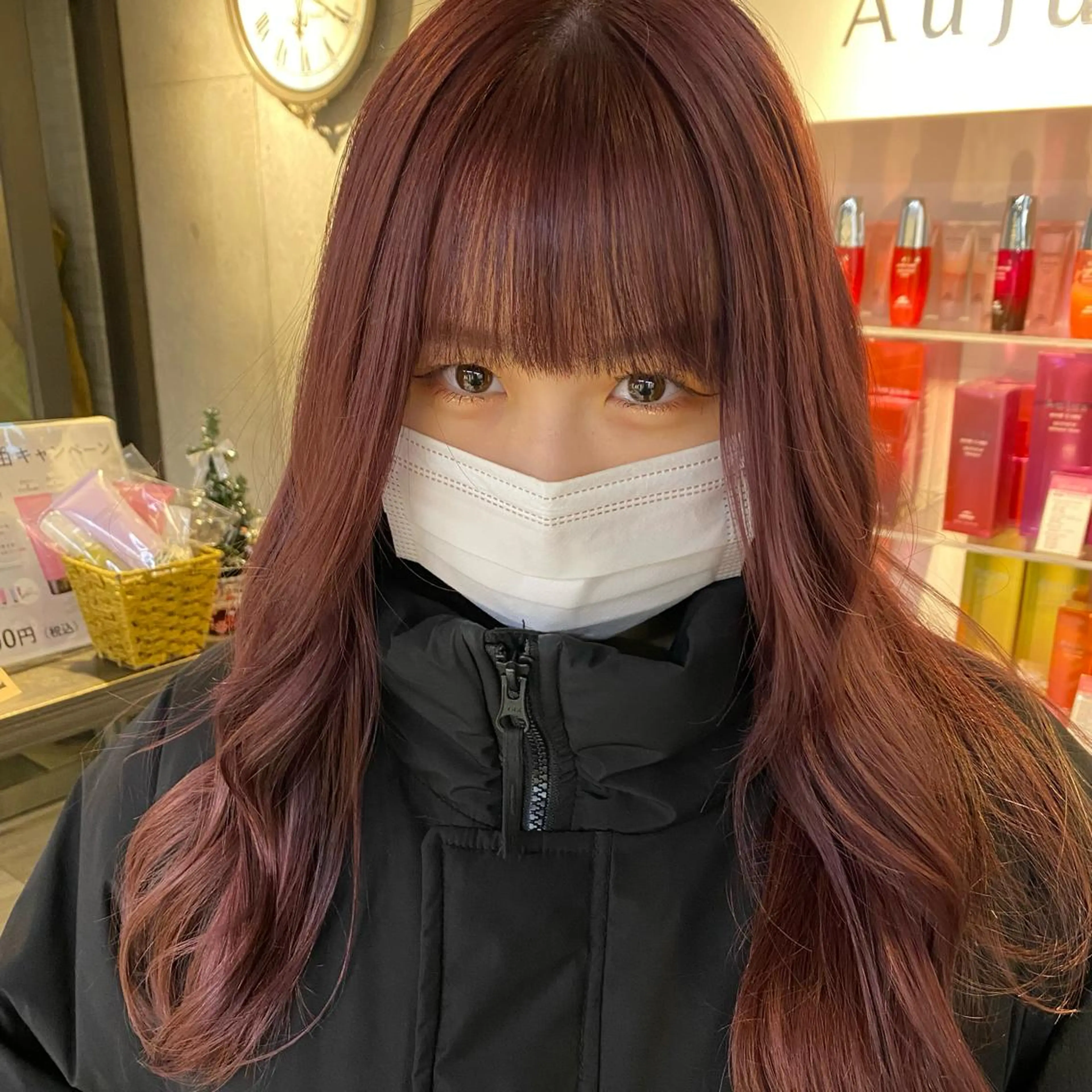 ロング カラー ヘアアレンジ カット ヘアカラー トリートメント 🩶レイヤーカット 🩶柔らかカラー結愛のヘアスタイル