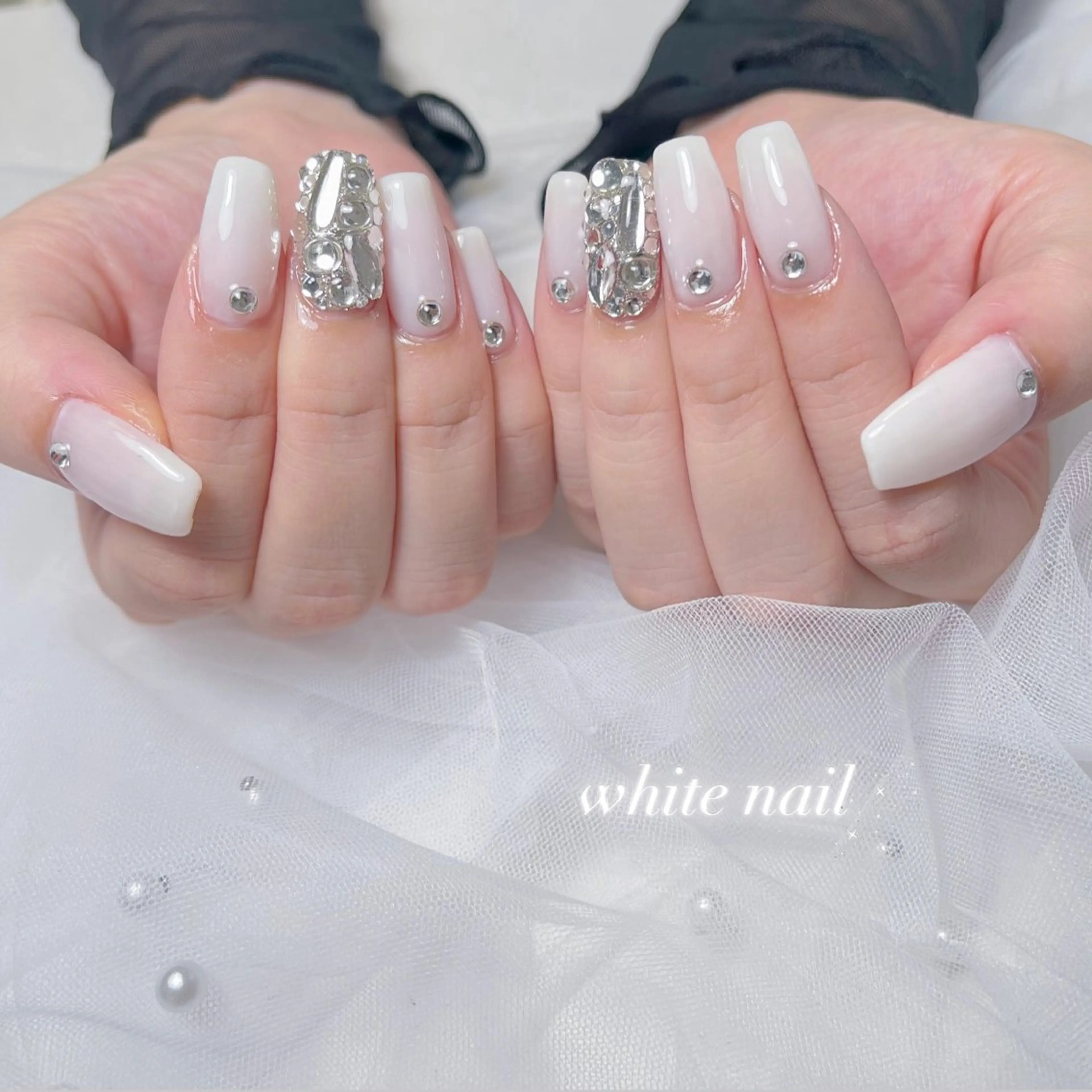 ネイル アートネイル 長さ出し 韓国ネイル 持ち込み ワンホンネイル ハンドネイル RE SALONのネイルデザイン