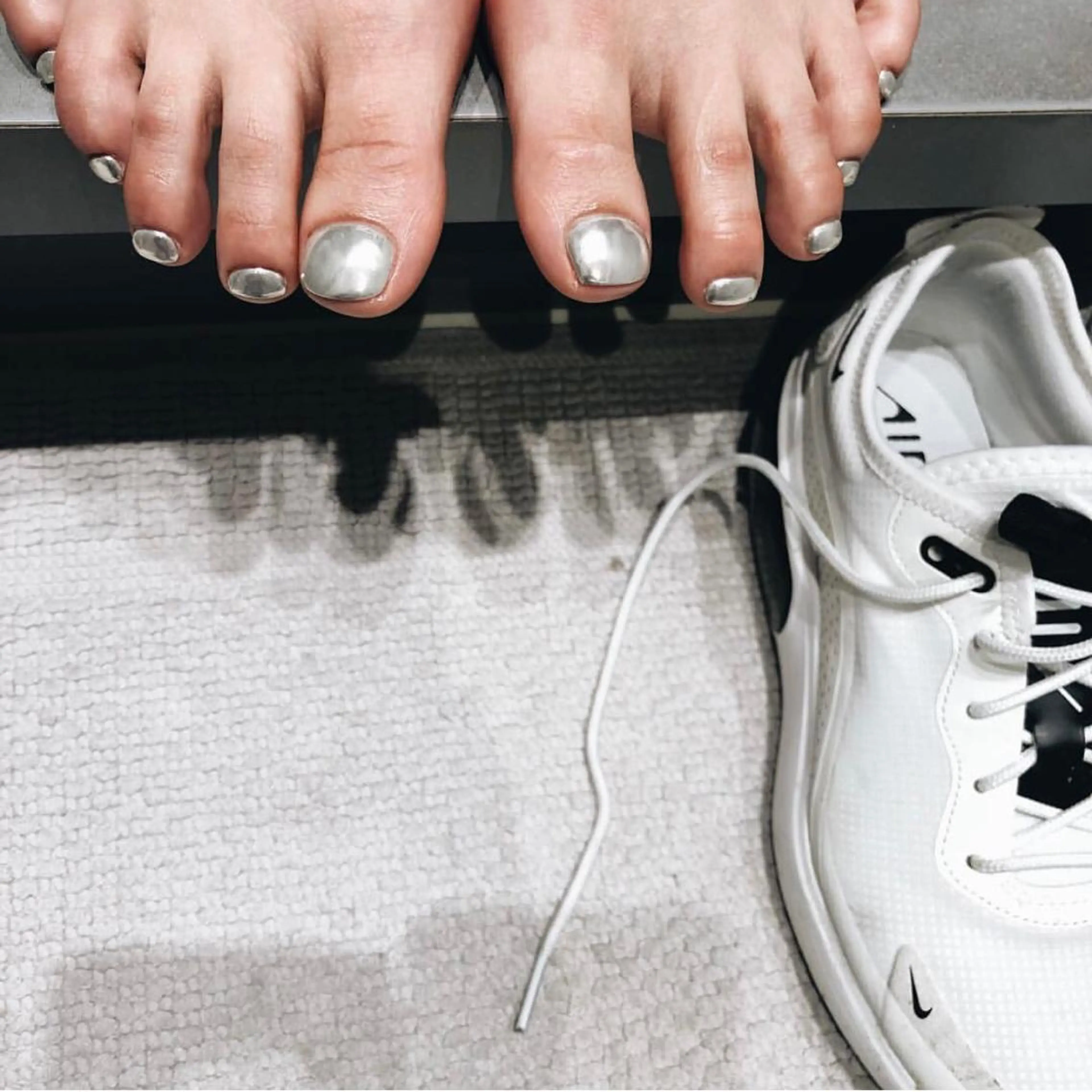 ネイル ハンドネイル フットネイル ハンドケア Nes.Nail所属・Miyagi Asamiのネイルデザイン