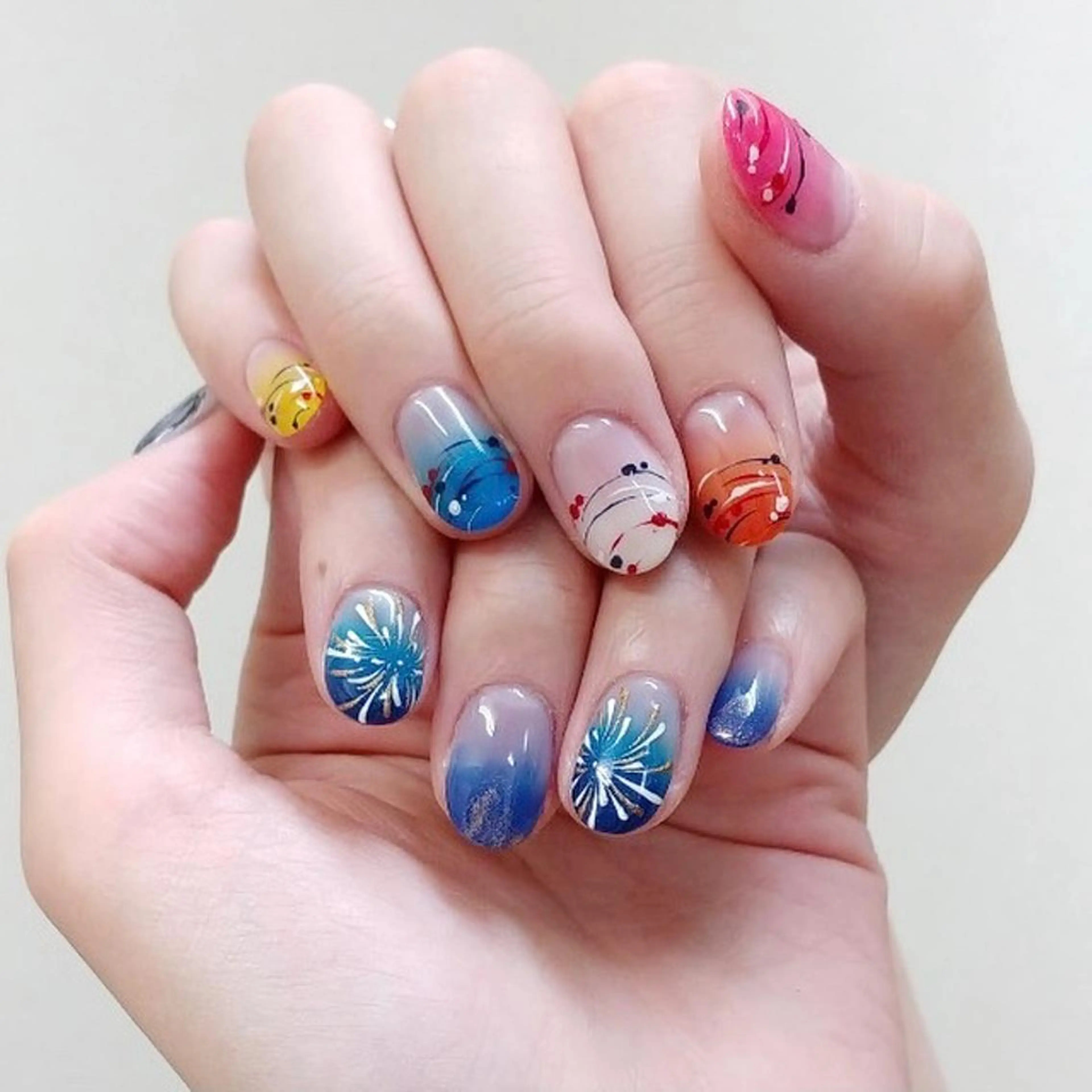 ネイル ヨーヨーネイル Nail lieNのネイルデザイン