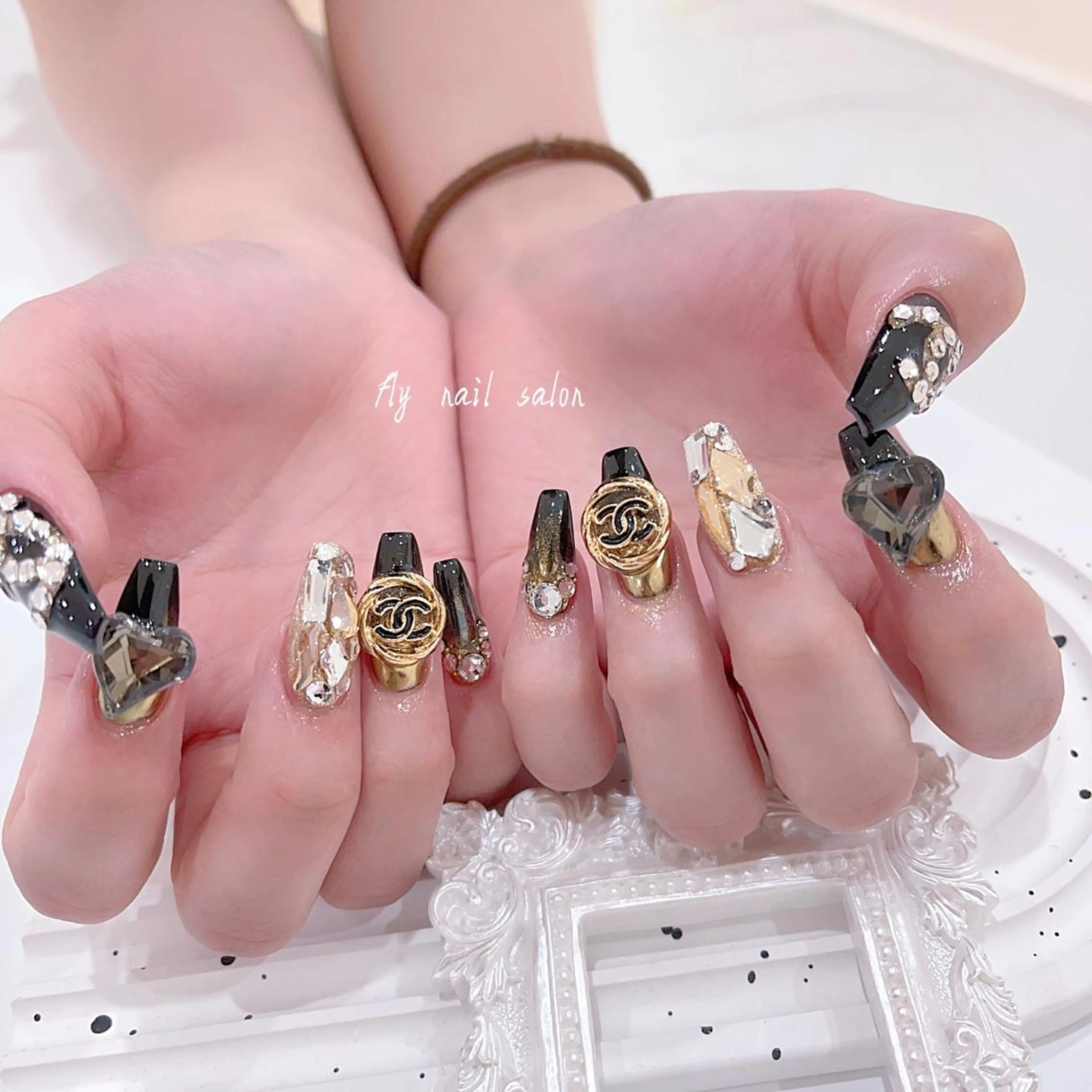 ネイル FLY Nail Salonのネイルデザイン