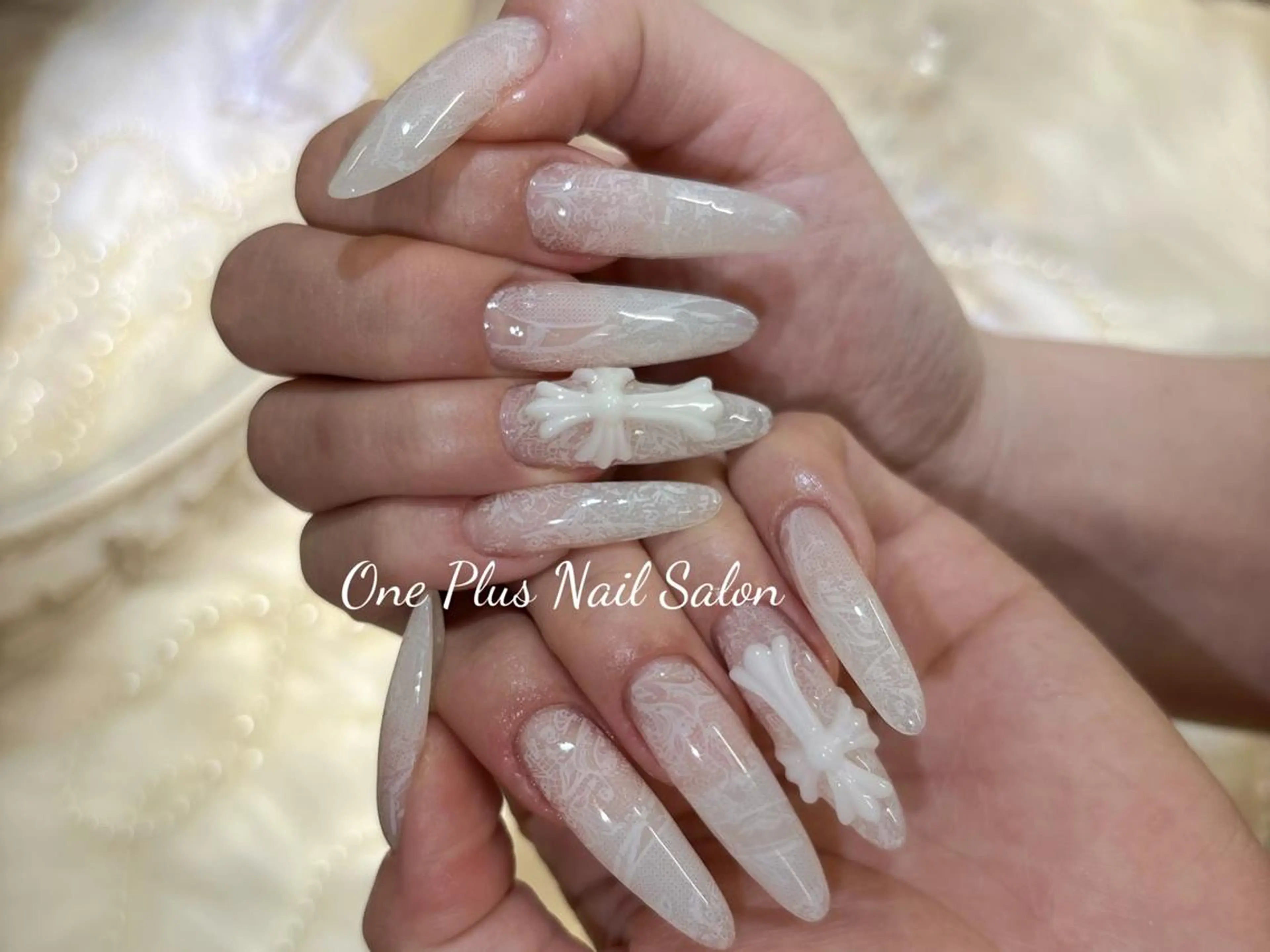 ネイル 持ち込み ハンドネイル ハンドケア One Plus Nail Salonのネイルデザイン