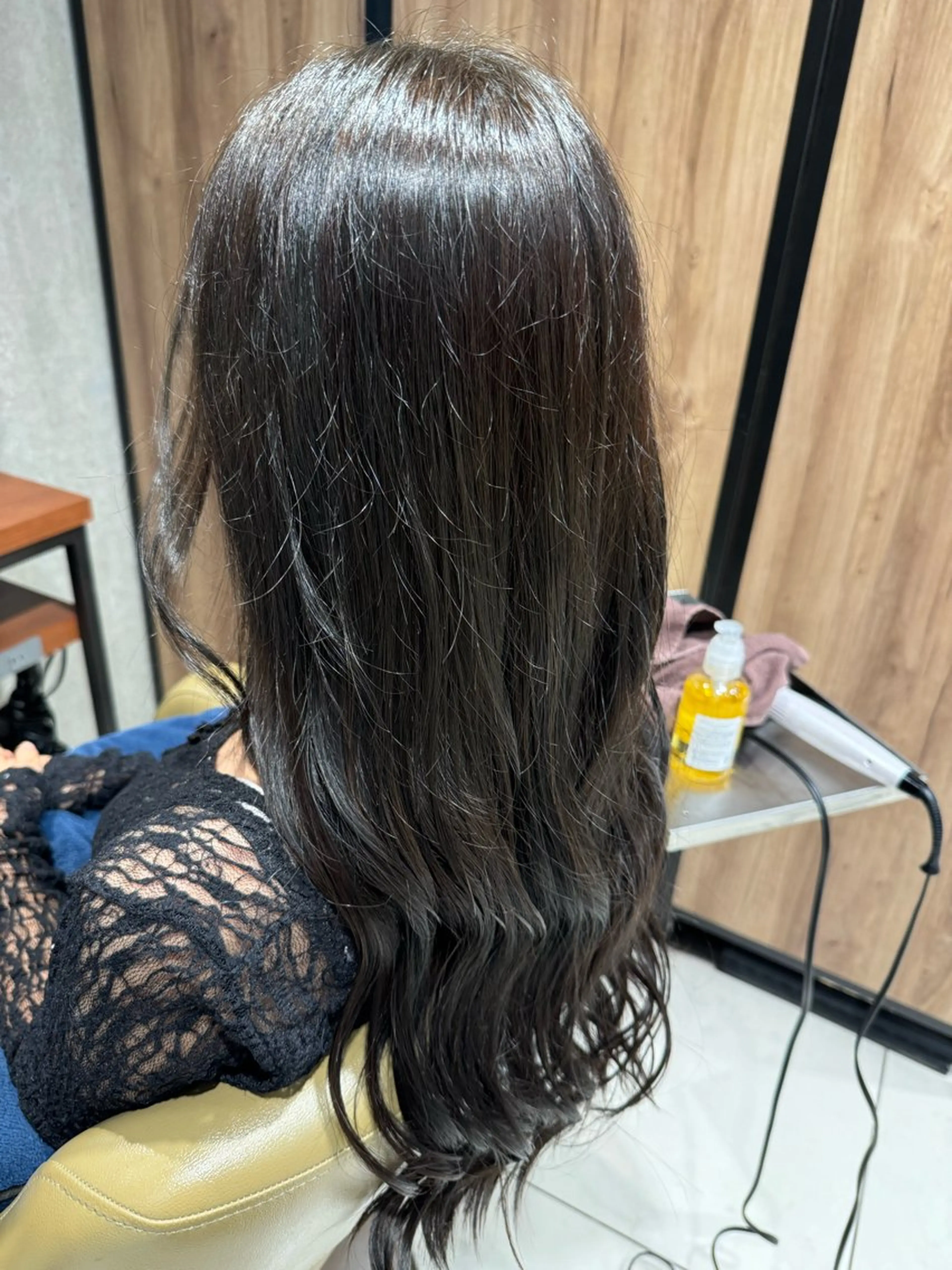 カラー オリーブカラー ヘアカラー トリートメント 艶カラー 梨菜💜のヘアスタイル