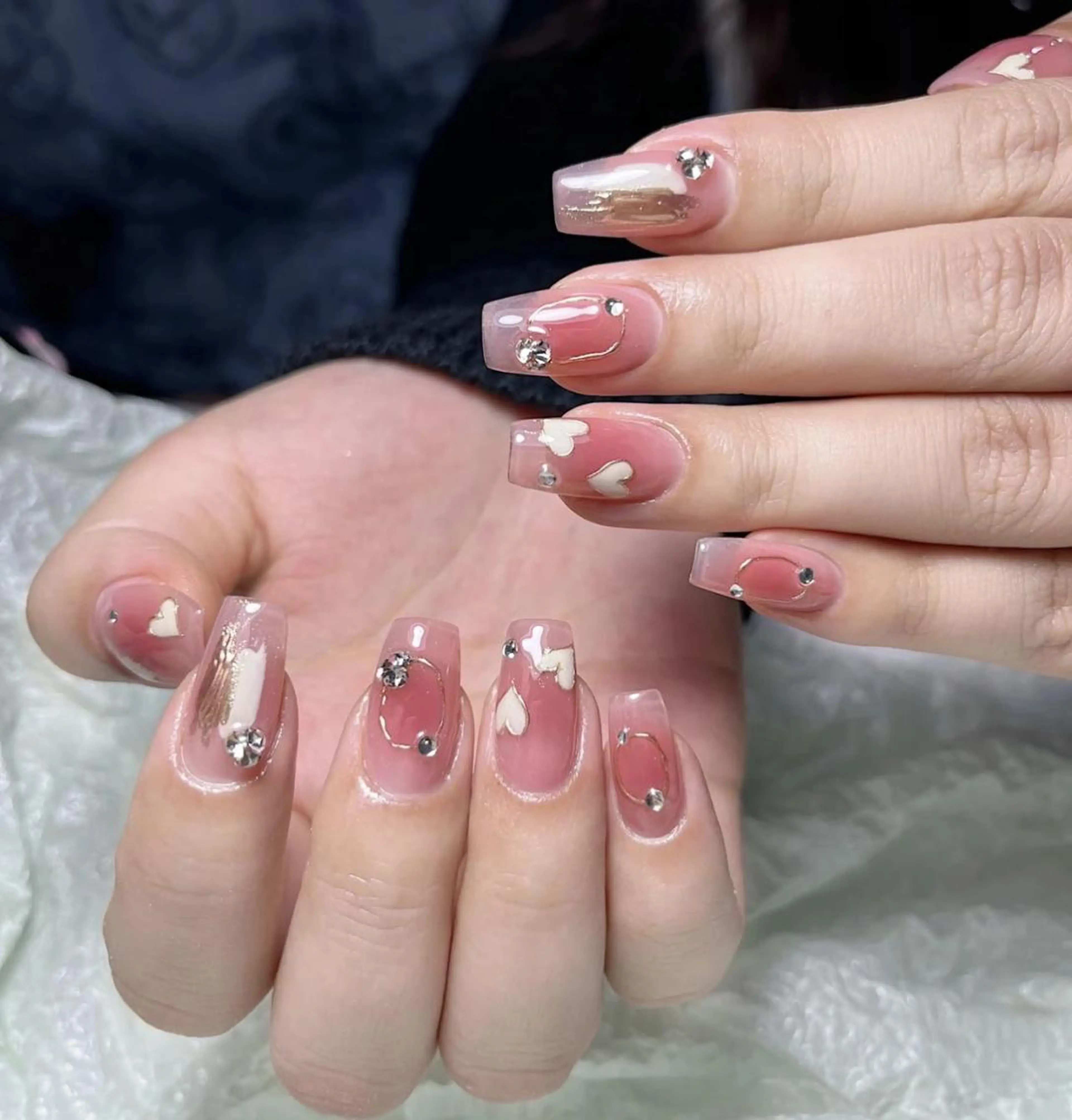 ネイル Queens PUPUのネイルデザイン