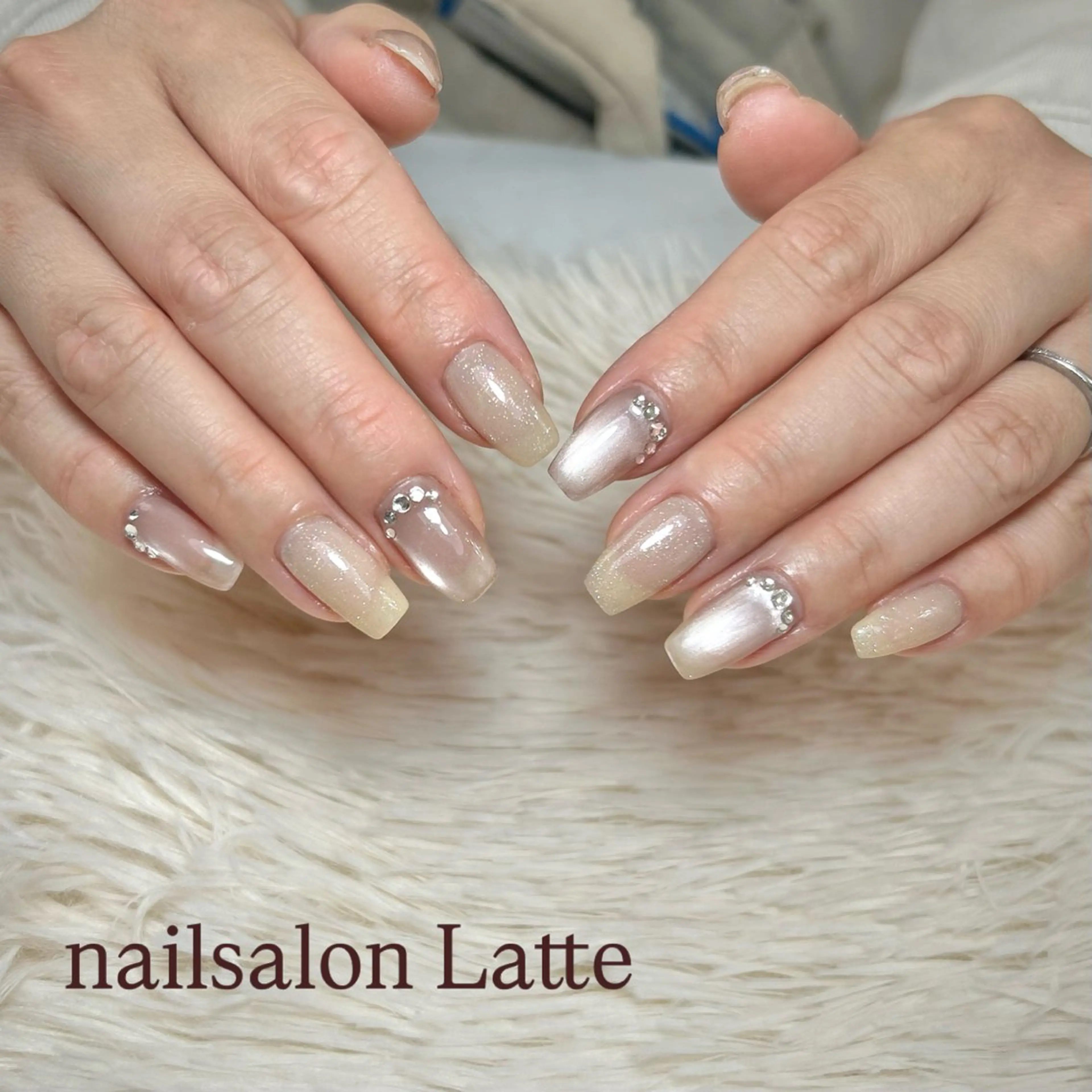 ネイル Nailsalon Latteのネイルデザイン