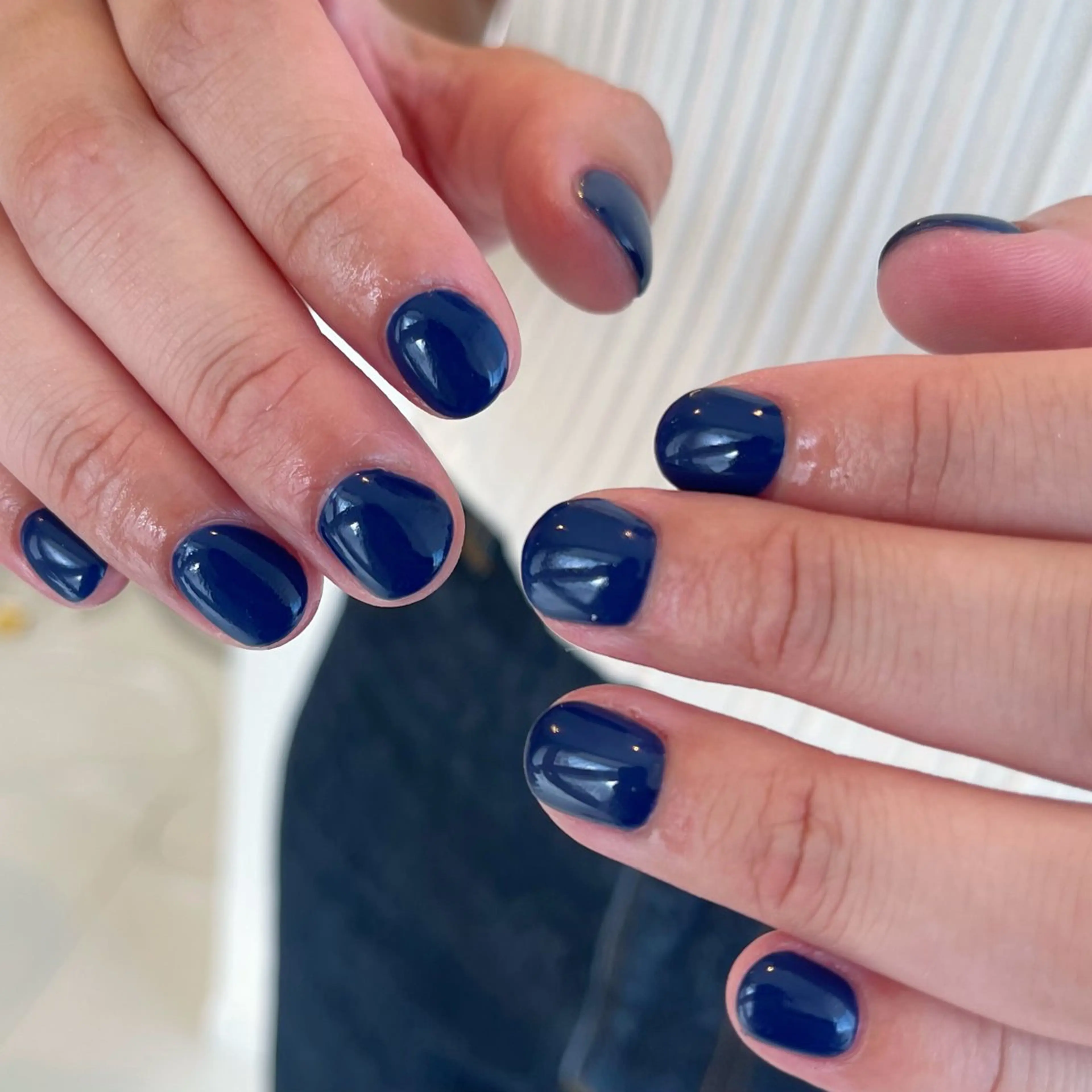 ネイル 韓国ネイル ネイビー ワンカラーネイル ハンドネイル petit所属・Yuka ネイリストのネイルデザイン