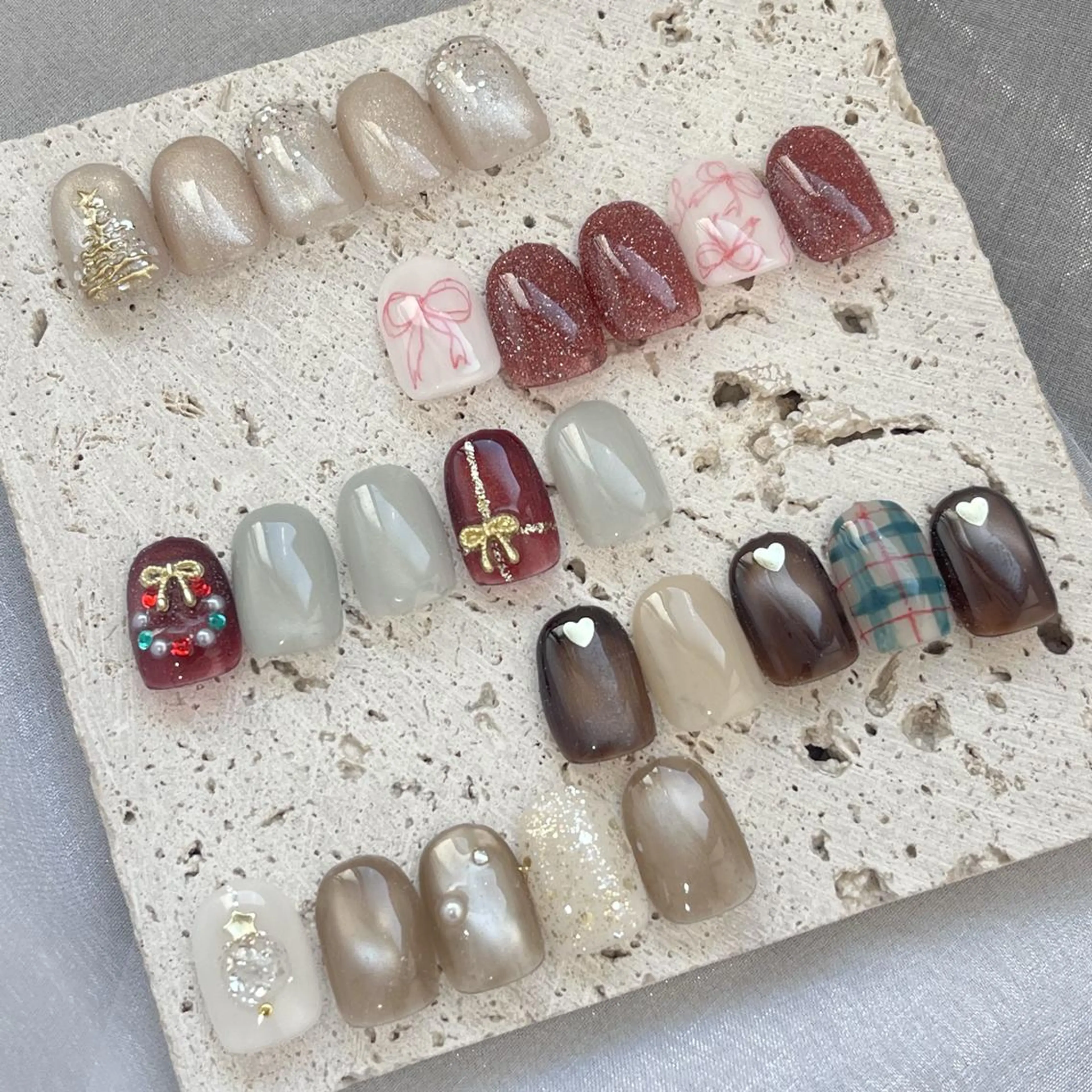 【HAND】クリスマスデザインの写真