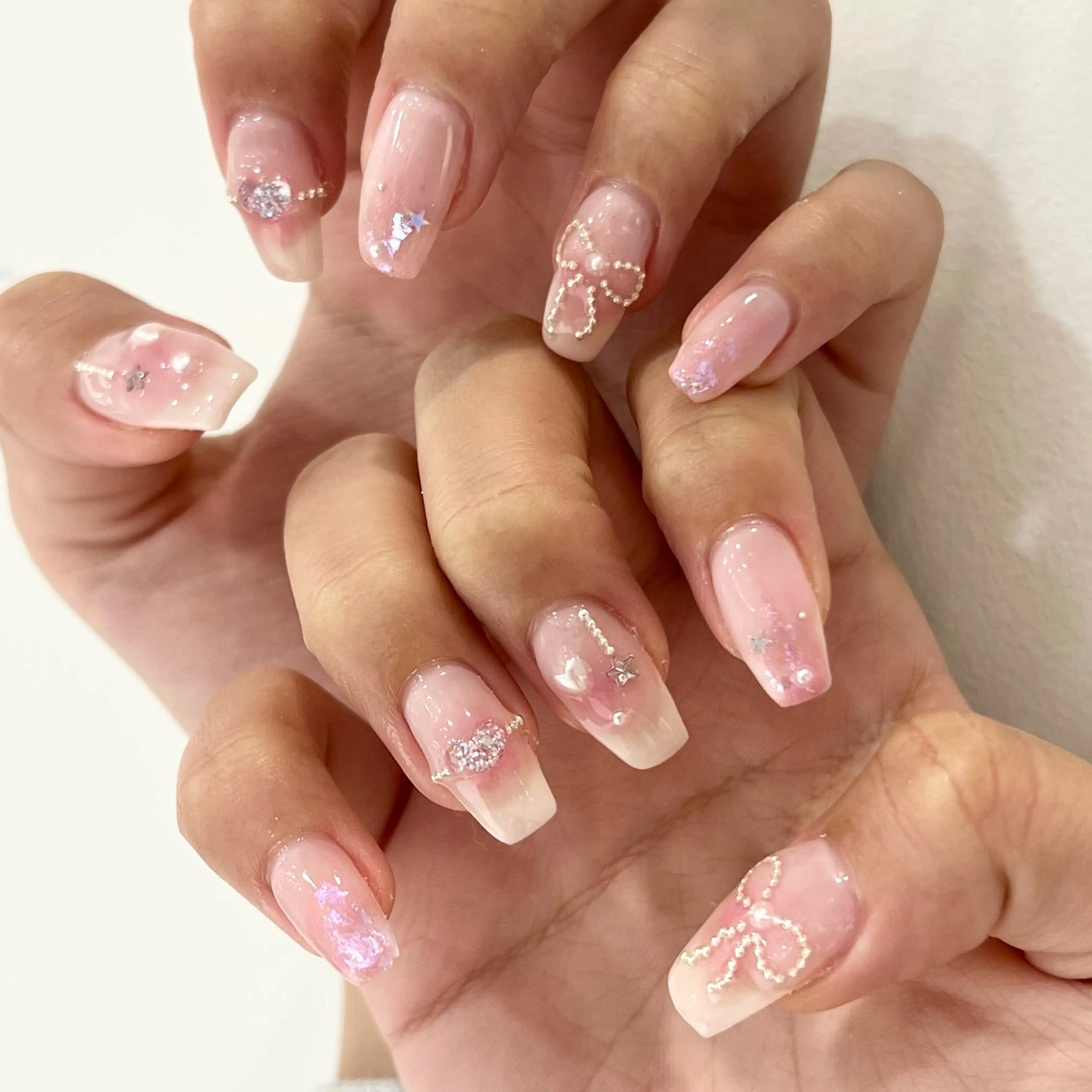 ミニモ学割🌸 持ちこみネイル🌈オフなし☁*°デザイン追加料金あり🌟5550円​〜​の写真