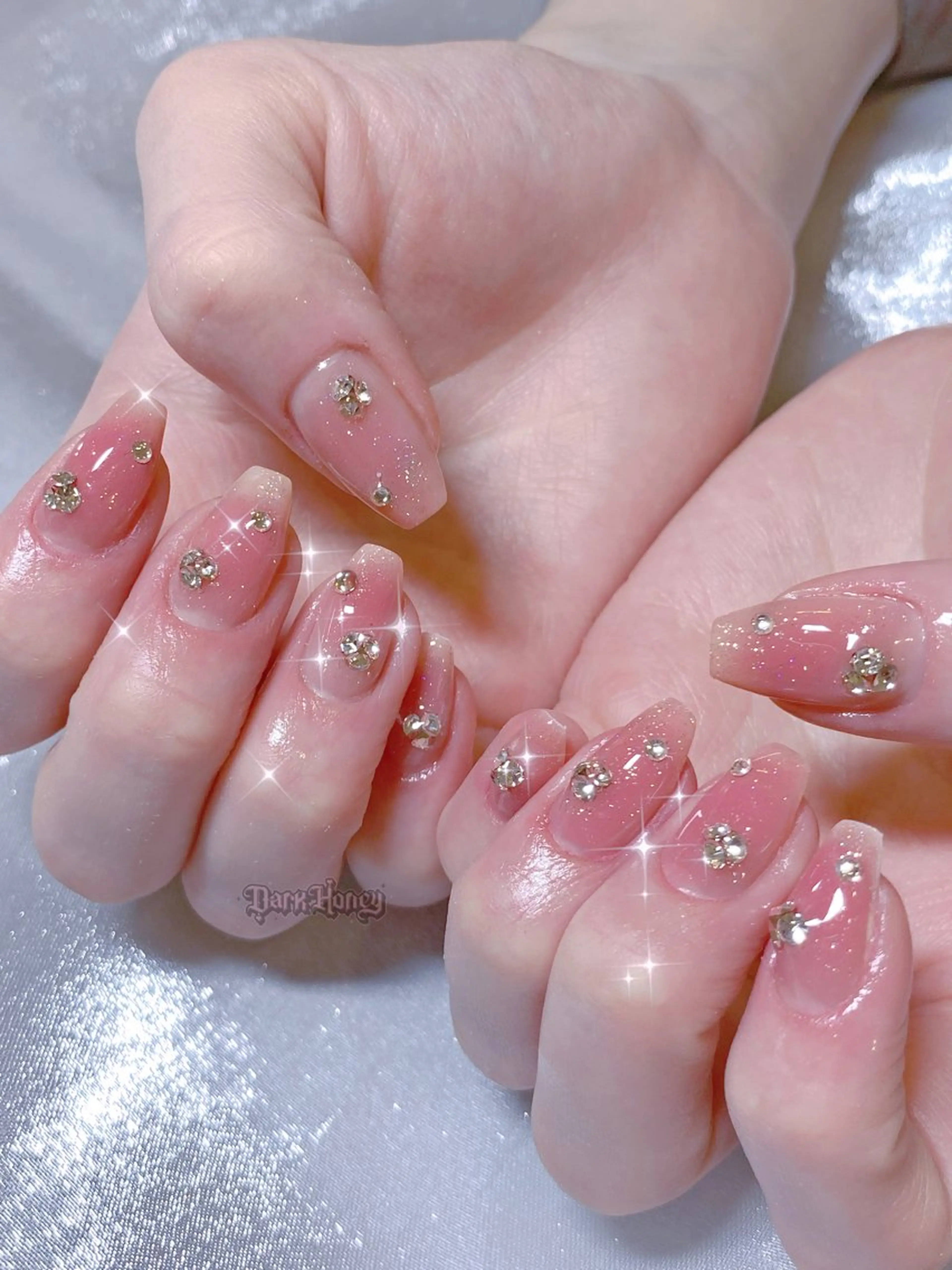 ネイル Dark honey スカルプ専門原宿店のネイルデザイン