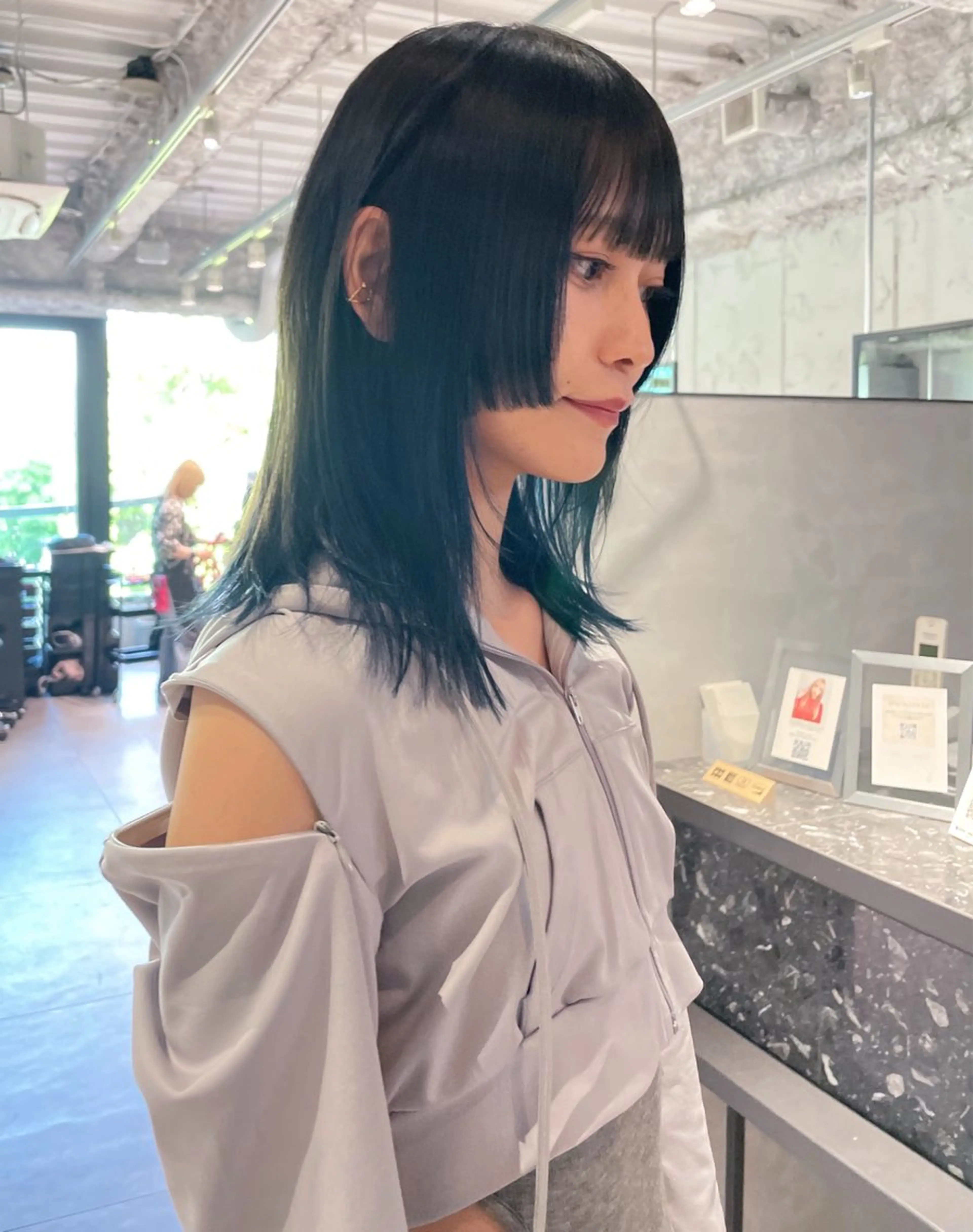 ミディアム 美髪矯正/艶カラー ボブ/栄/鐘ヶ江純也のヘアスタイル