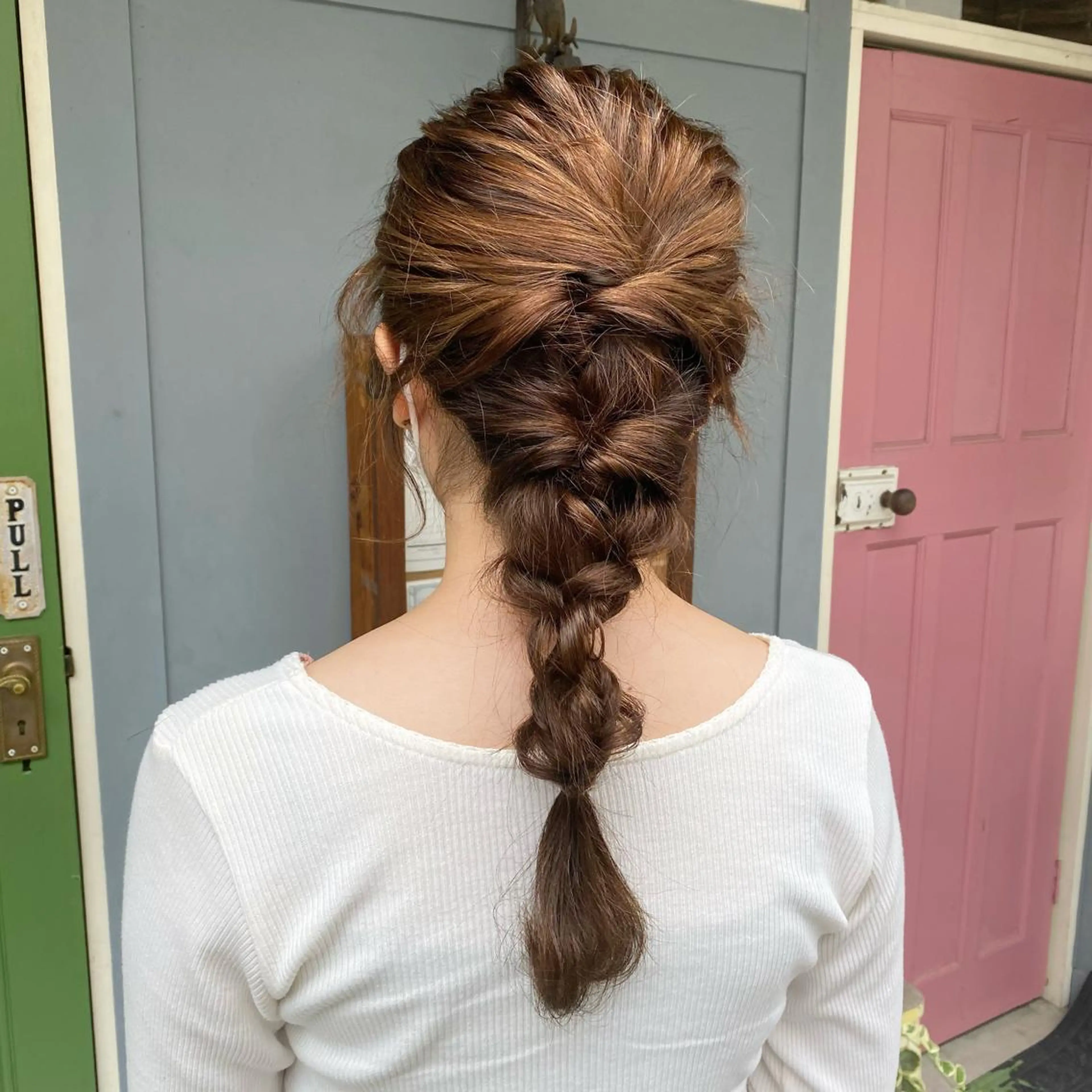 ヘアアレンジ ヘアセット ヤスザトアヤノ ／レイヤー／オリーブのヘアスタイル