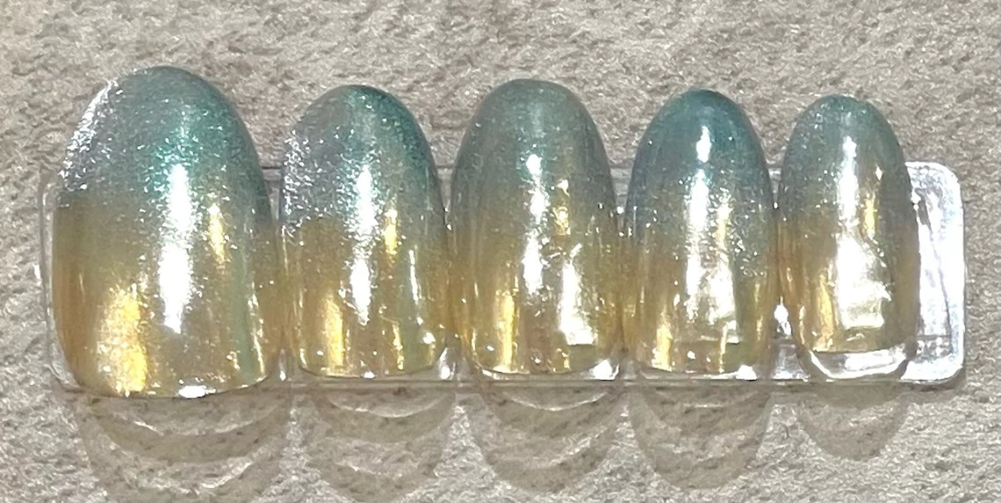 ネイル アートネイル オーロラネイル フラワーネイル フットネイル グラデーション Seemly 千田町店所属・フラワーパラジェル 🌸シームリーエミのネイルデザイン