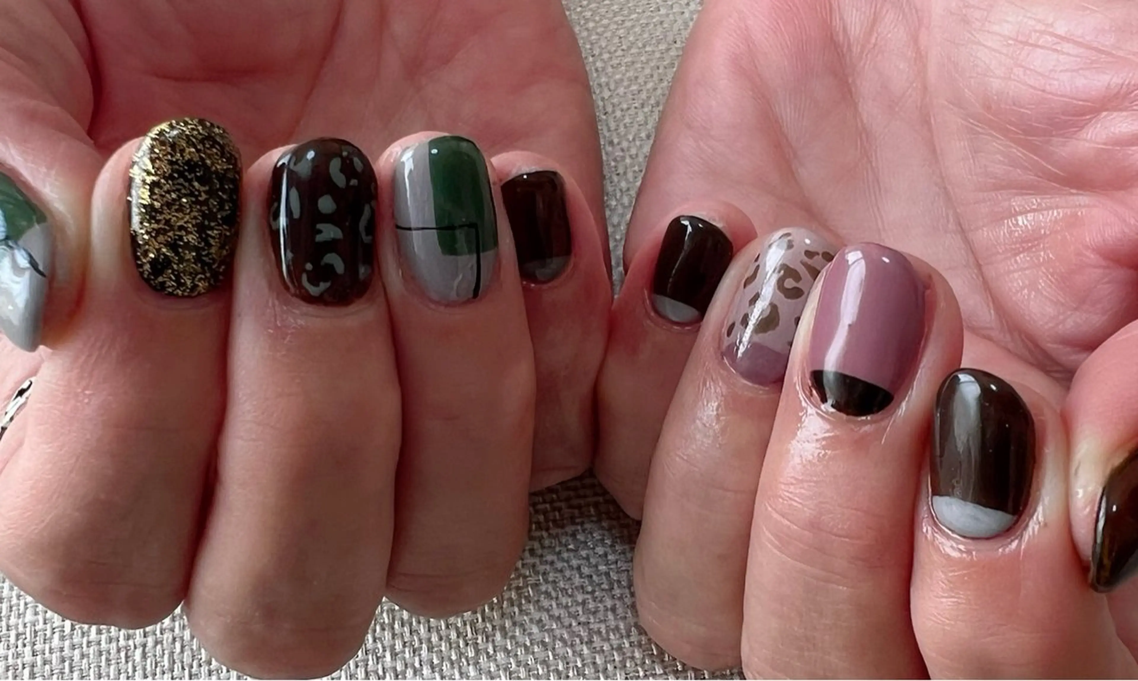 ショート ハンドネイル t. yoshizawaのネイルデザイン