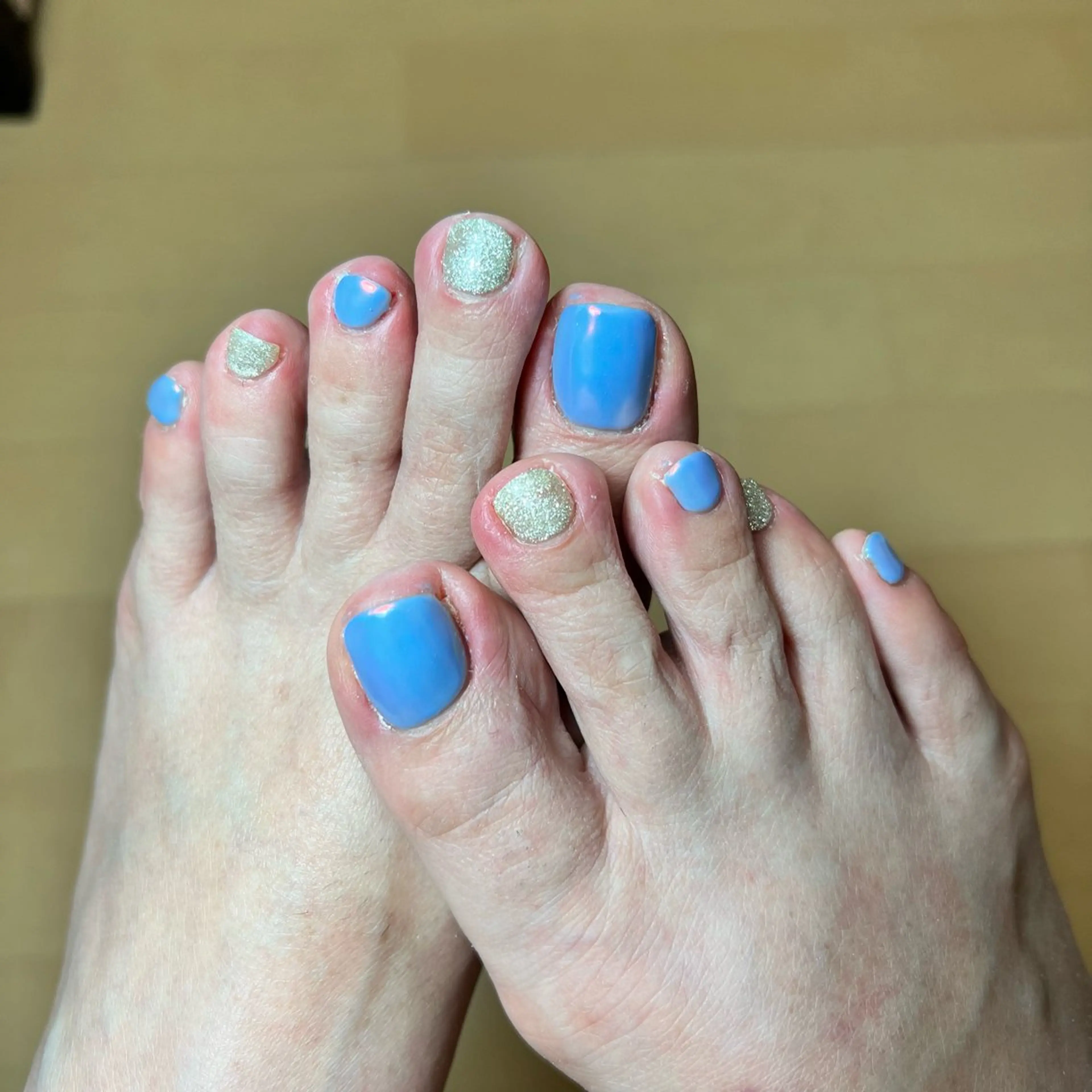 ネイル オーロラネイル フットネイル フットネイル COCO+所属・COCO +のエステ・リラクイメージ