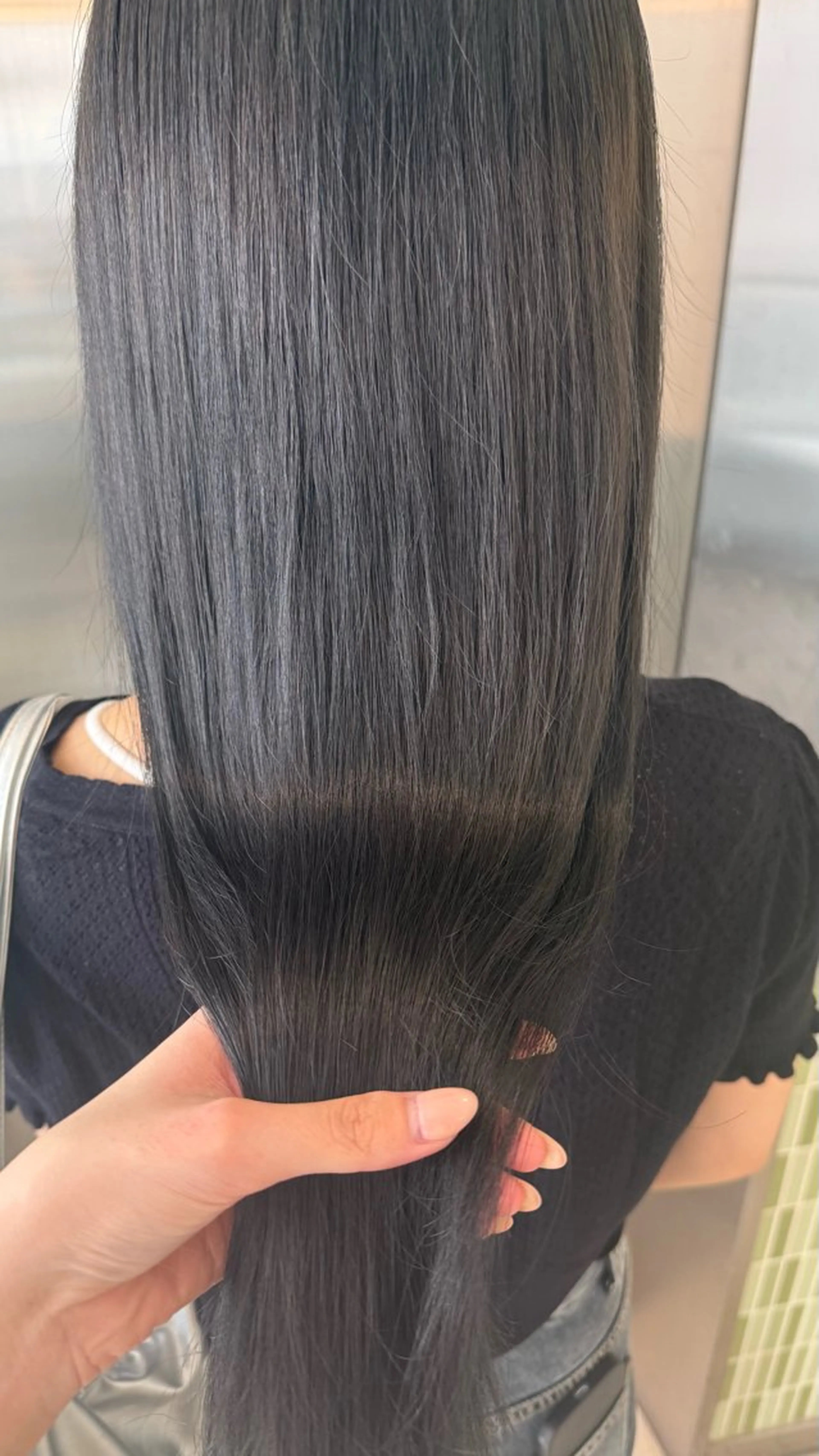 ロング ヘアカラー RUKA🩰透明感 寒色カラー/レイヤーのヘアスタイル