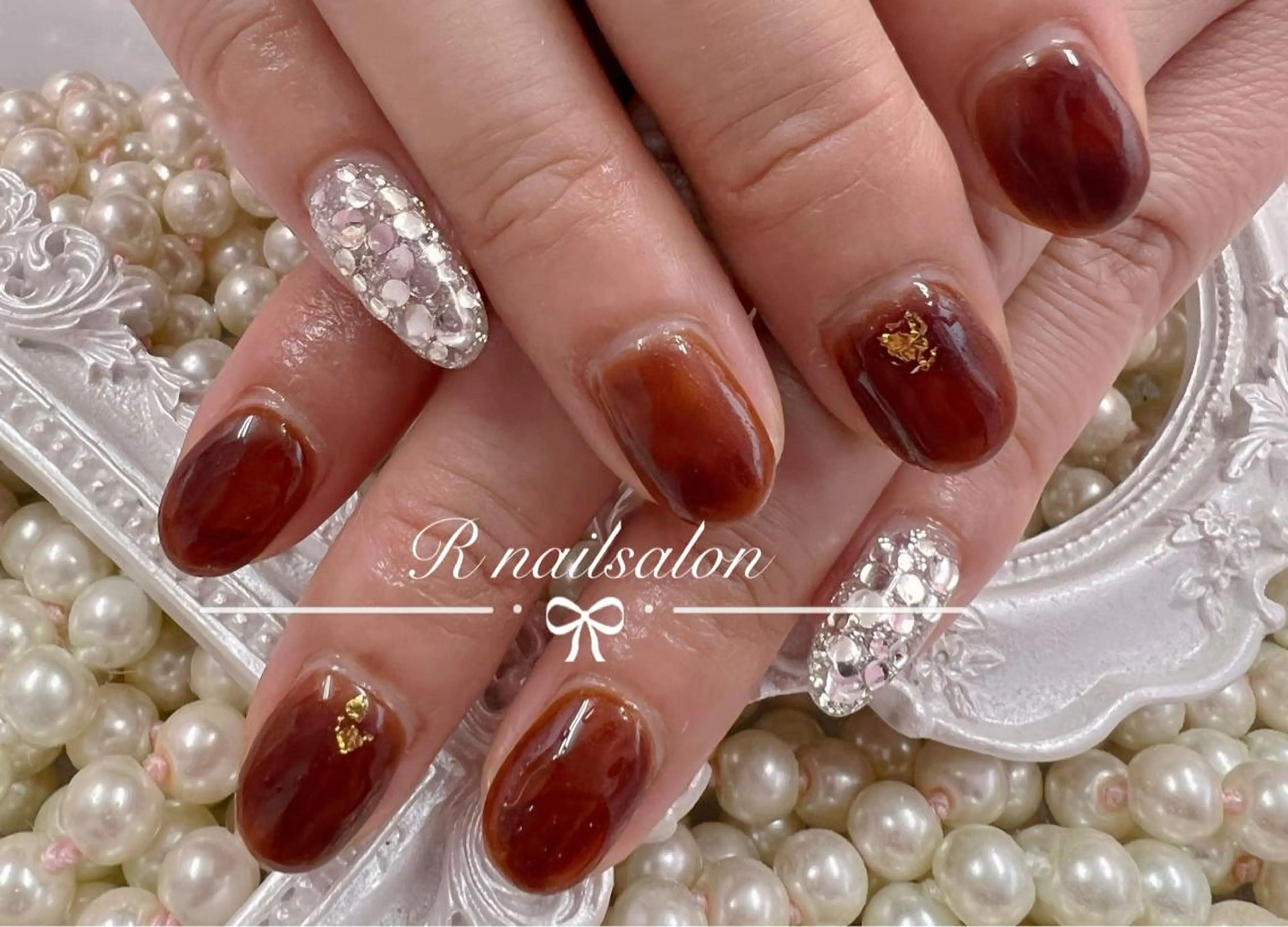 ミディアム R NAILSALONのネイルデザイン