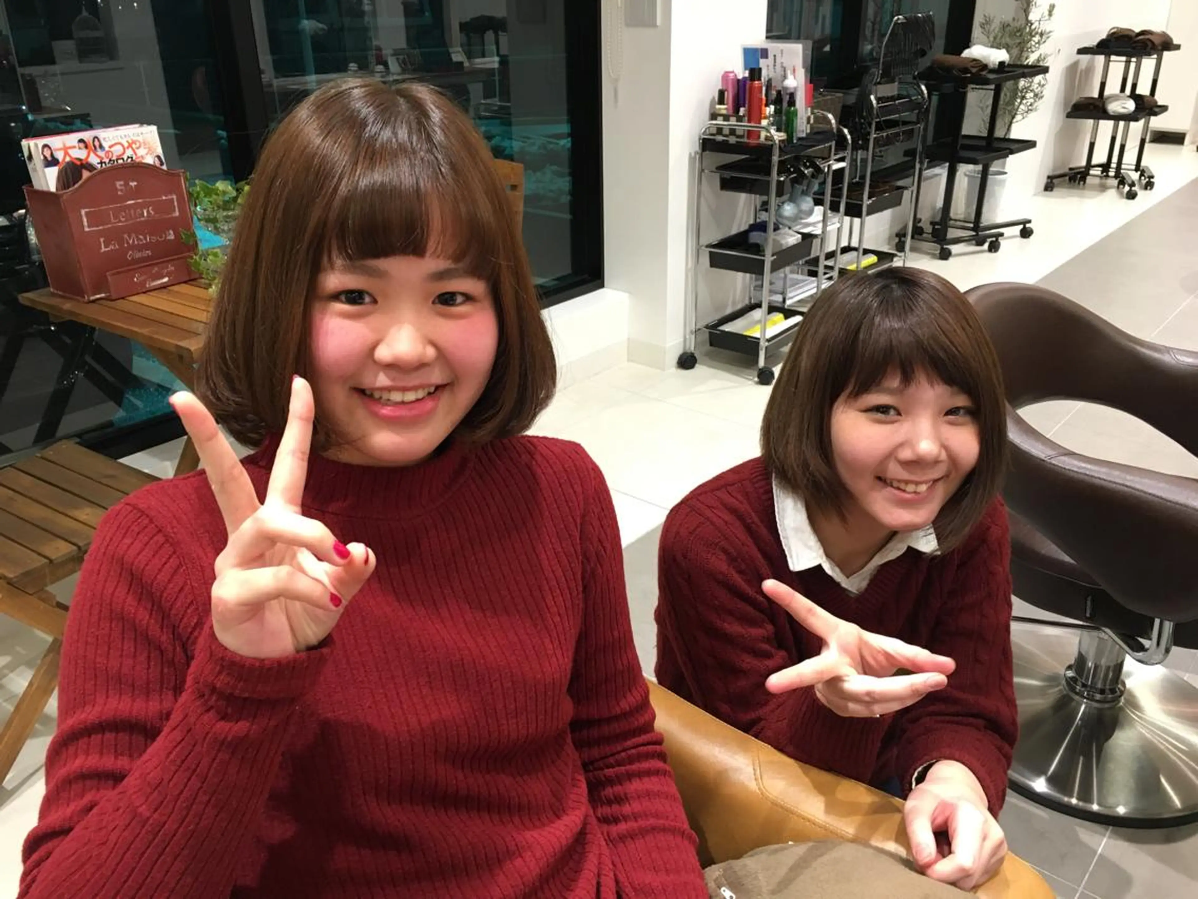 ミディアム セミロング カラー パーマ ひがし さゆりのヘアスタイル