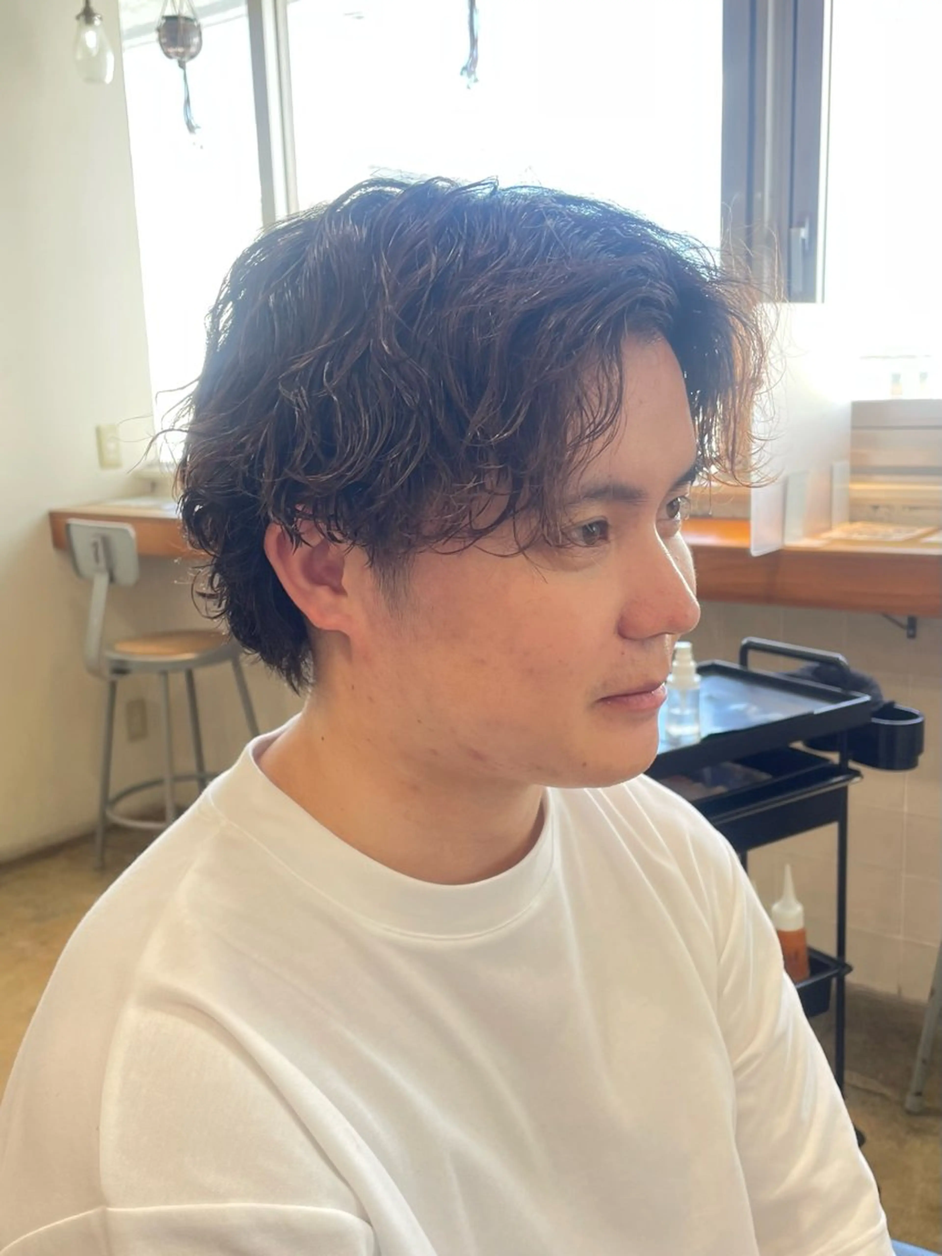 パーマ メンズ メンズパーマ 波巻きパーマ RIN／韓国ヘア レイヤーカットのヘアスタイル