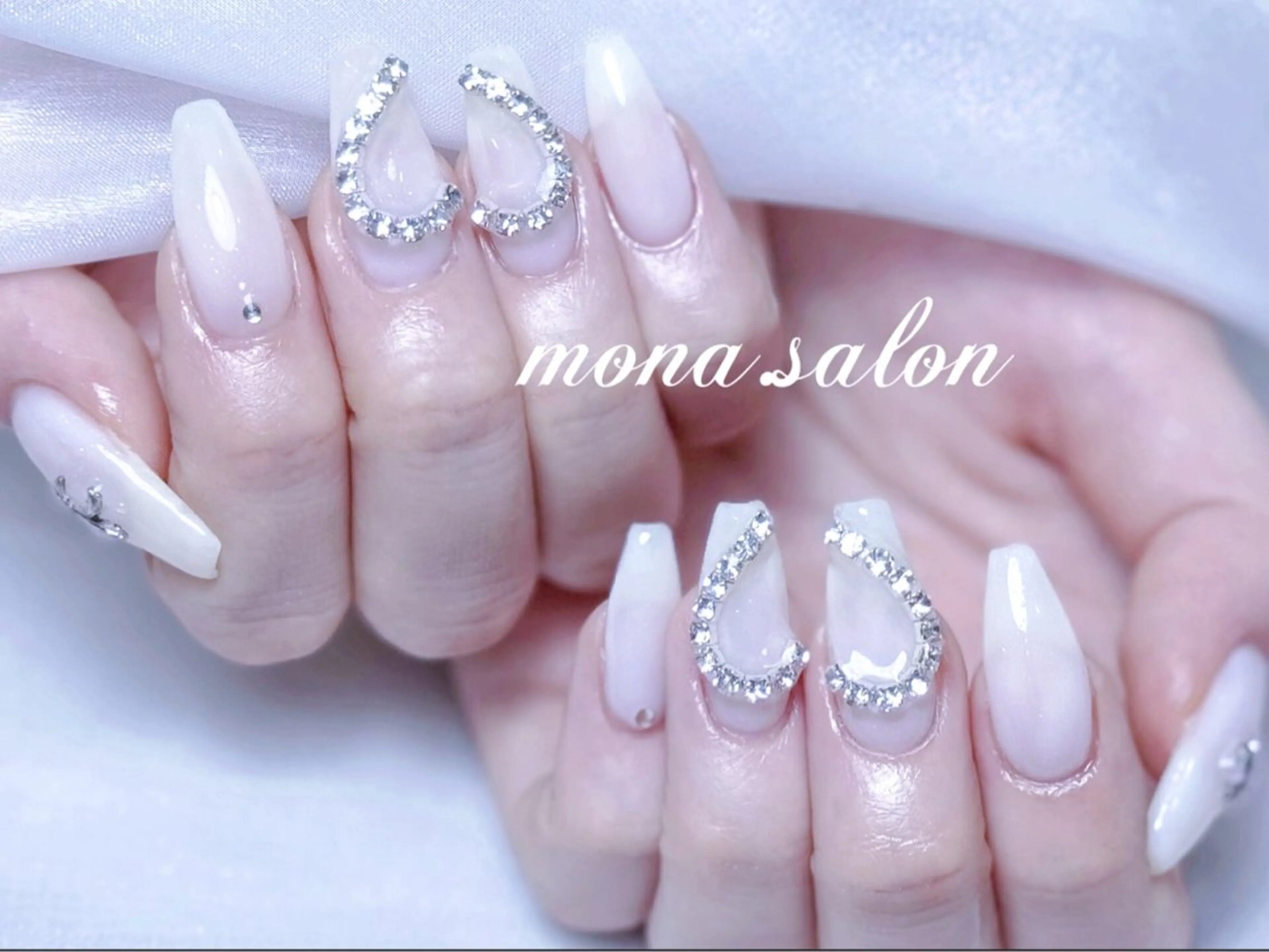 ネイル ハンドネイル ハンドケア モナ& あきのネイルデザイン