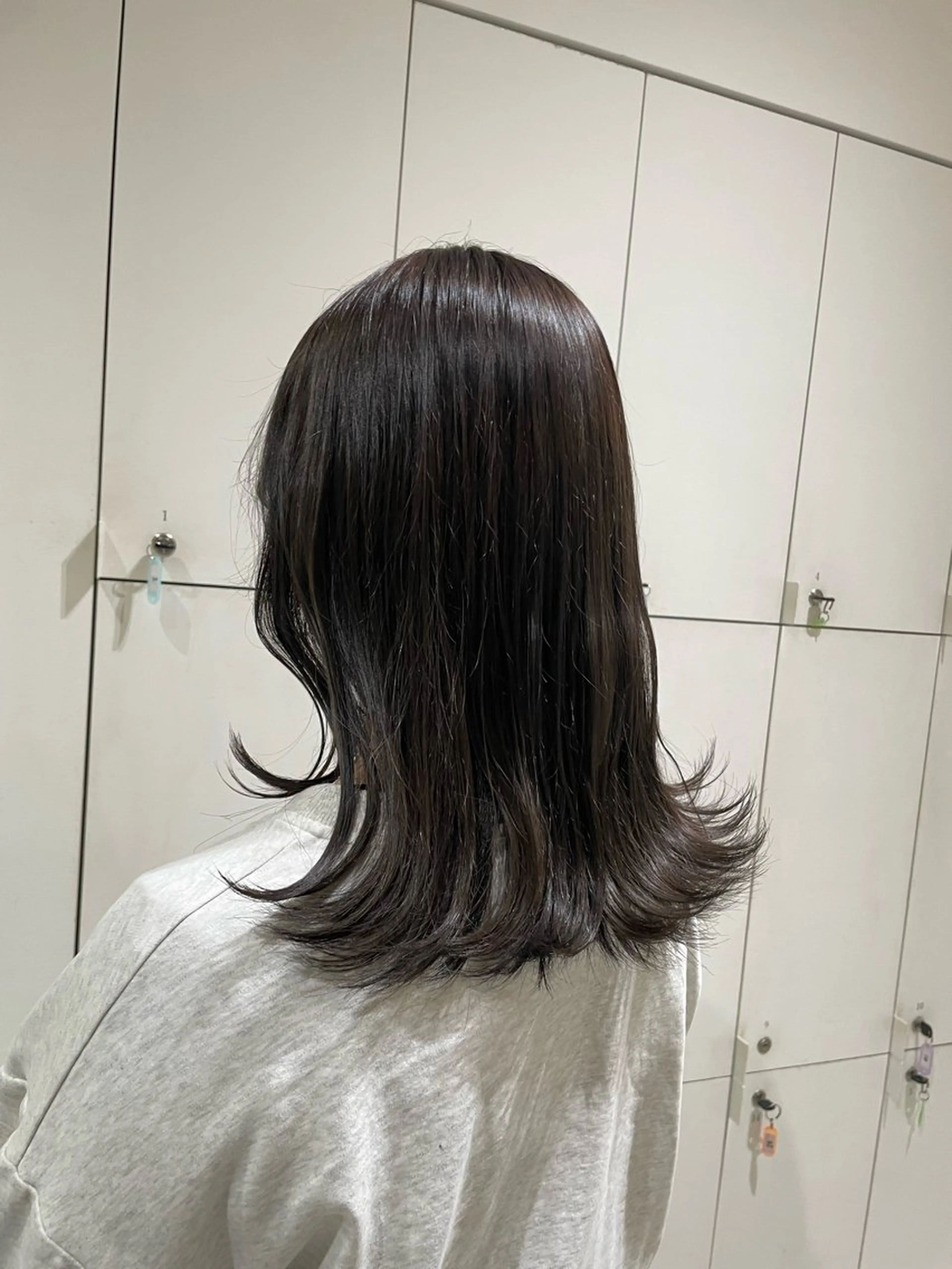 ミディアム カラー loely 💞miyuのヘアスタイル