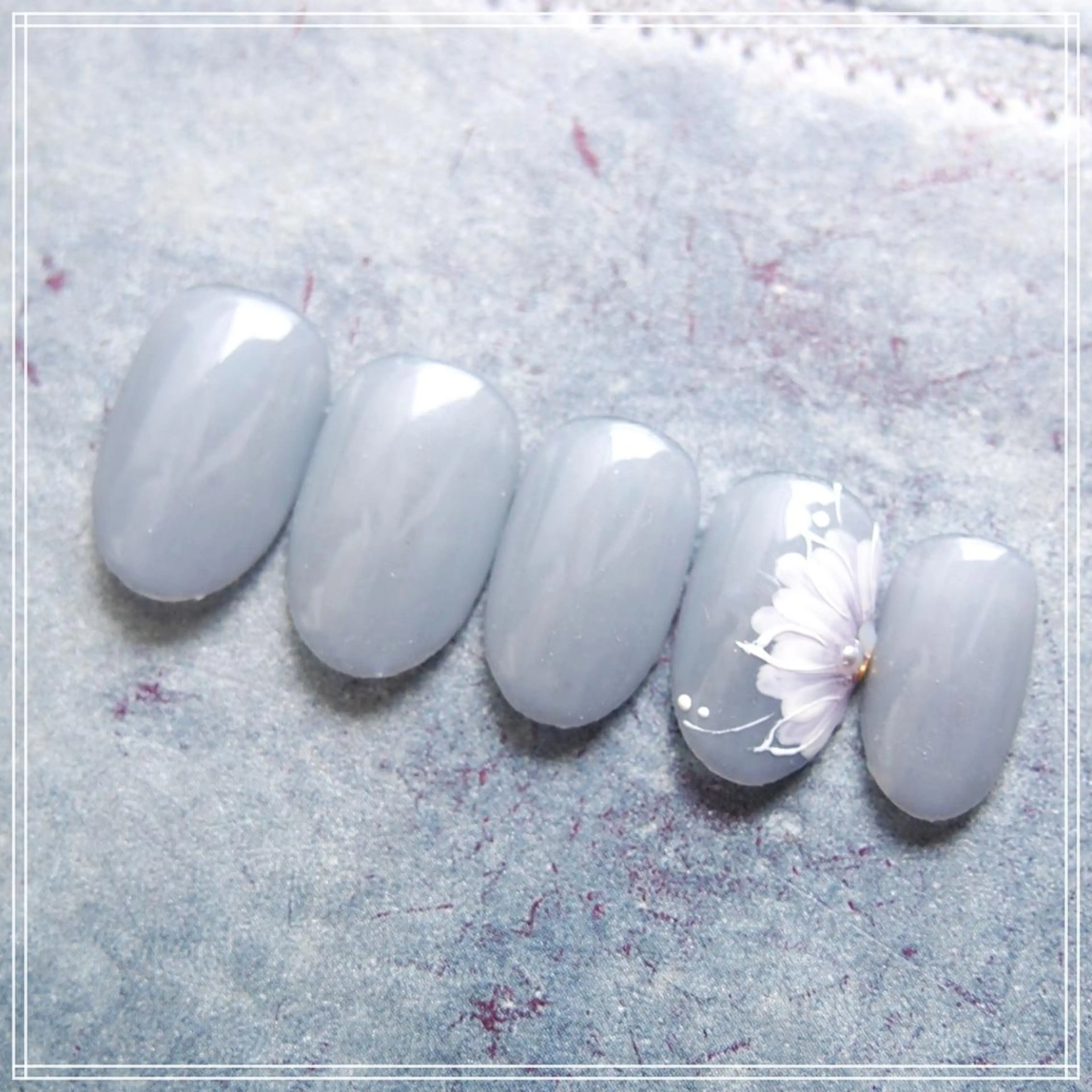 ネイル 山田 麻衣のネイルデザイン